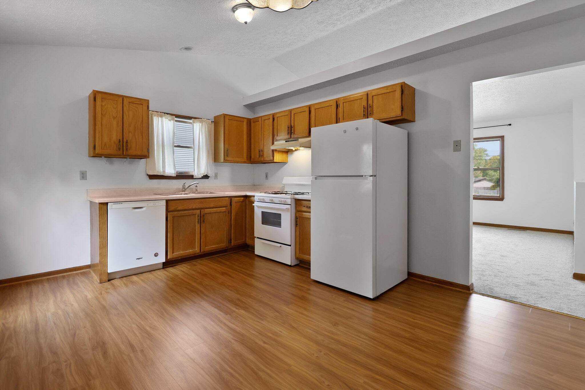 Chesterton, IN 46304,429-431 Woodlawn AVE