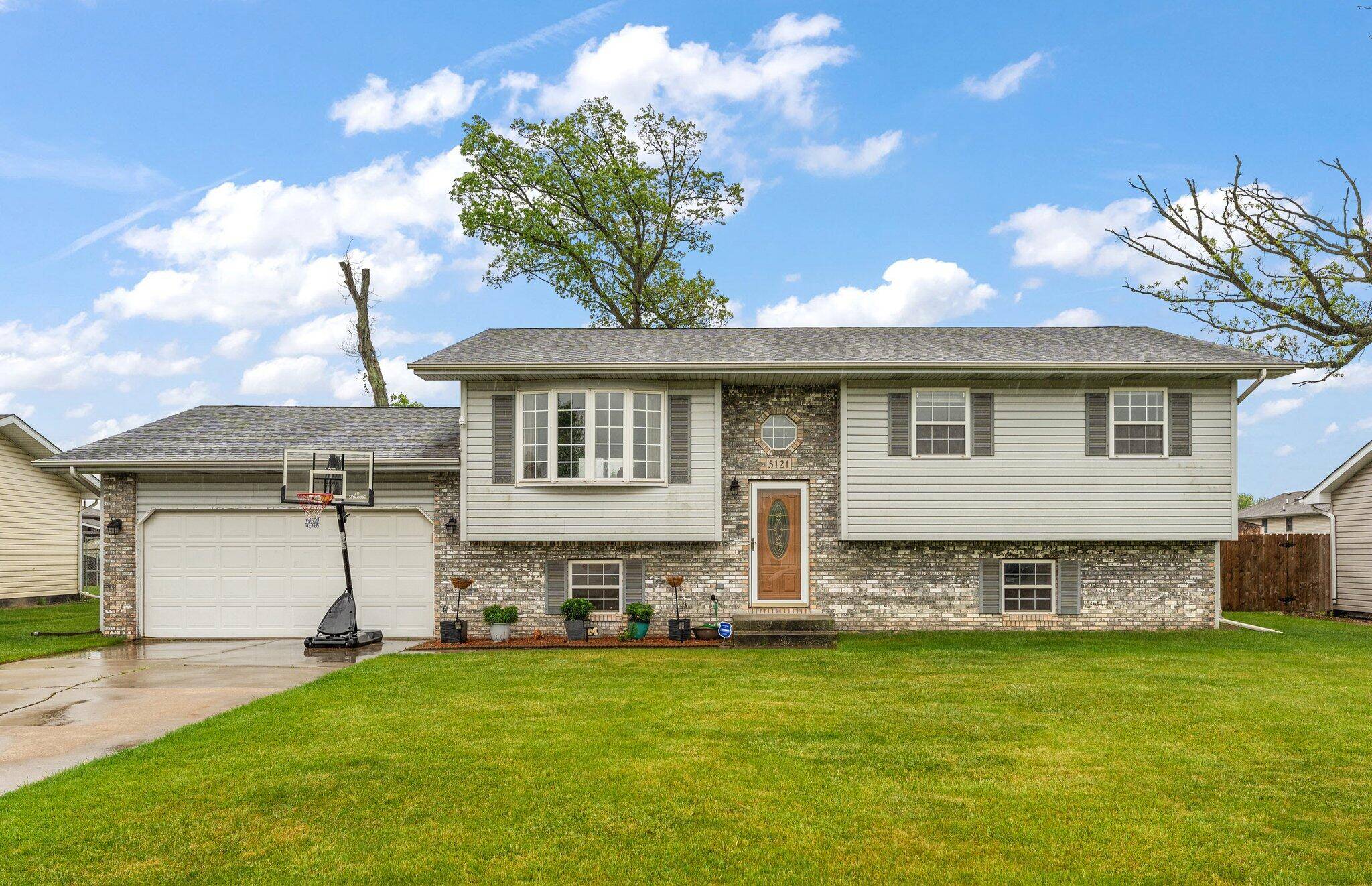 Portage, IN 46368,5121 Boulder AVE