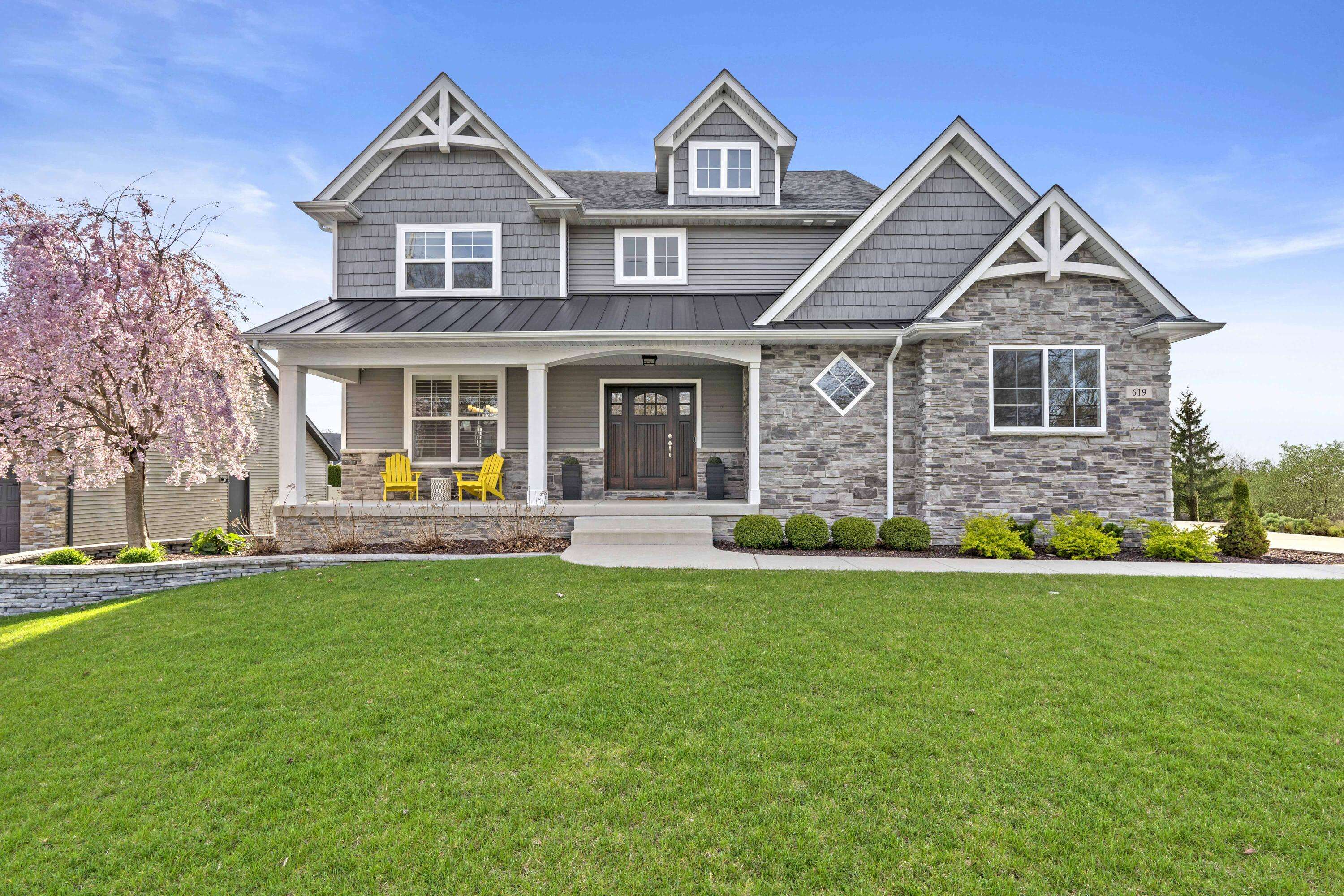 Crown Point, IN 46307,619 Lake ST