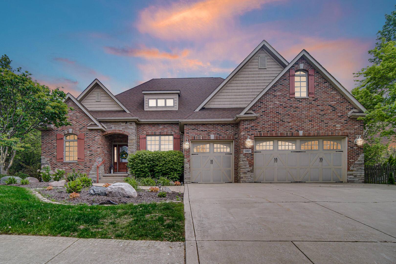 Valparaiso, IN 46385,280 Larwick CIR