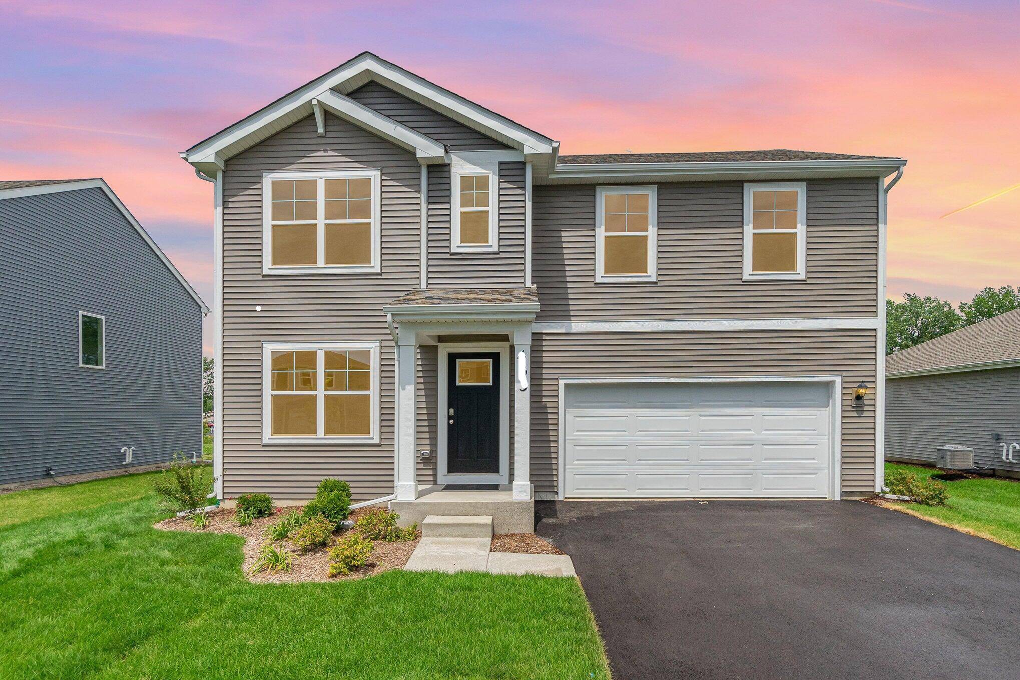 Hebron, IN 46341,610 Ensign PL