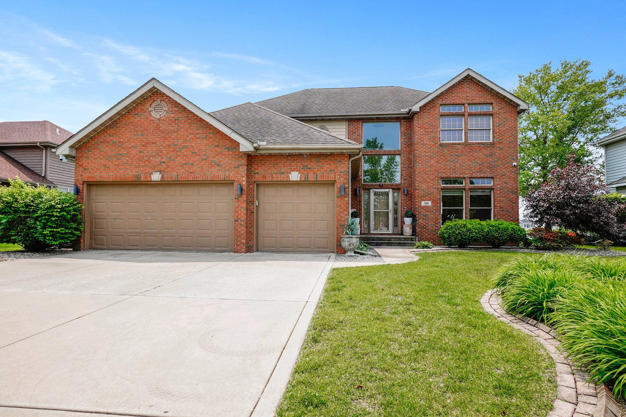 Munster, IN 46321,116 Salisbury DR