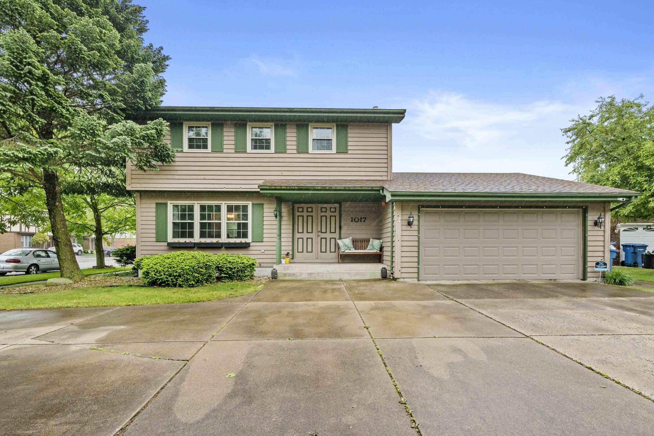 Dyer, IN 46311,1017 Hanover LN