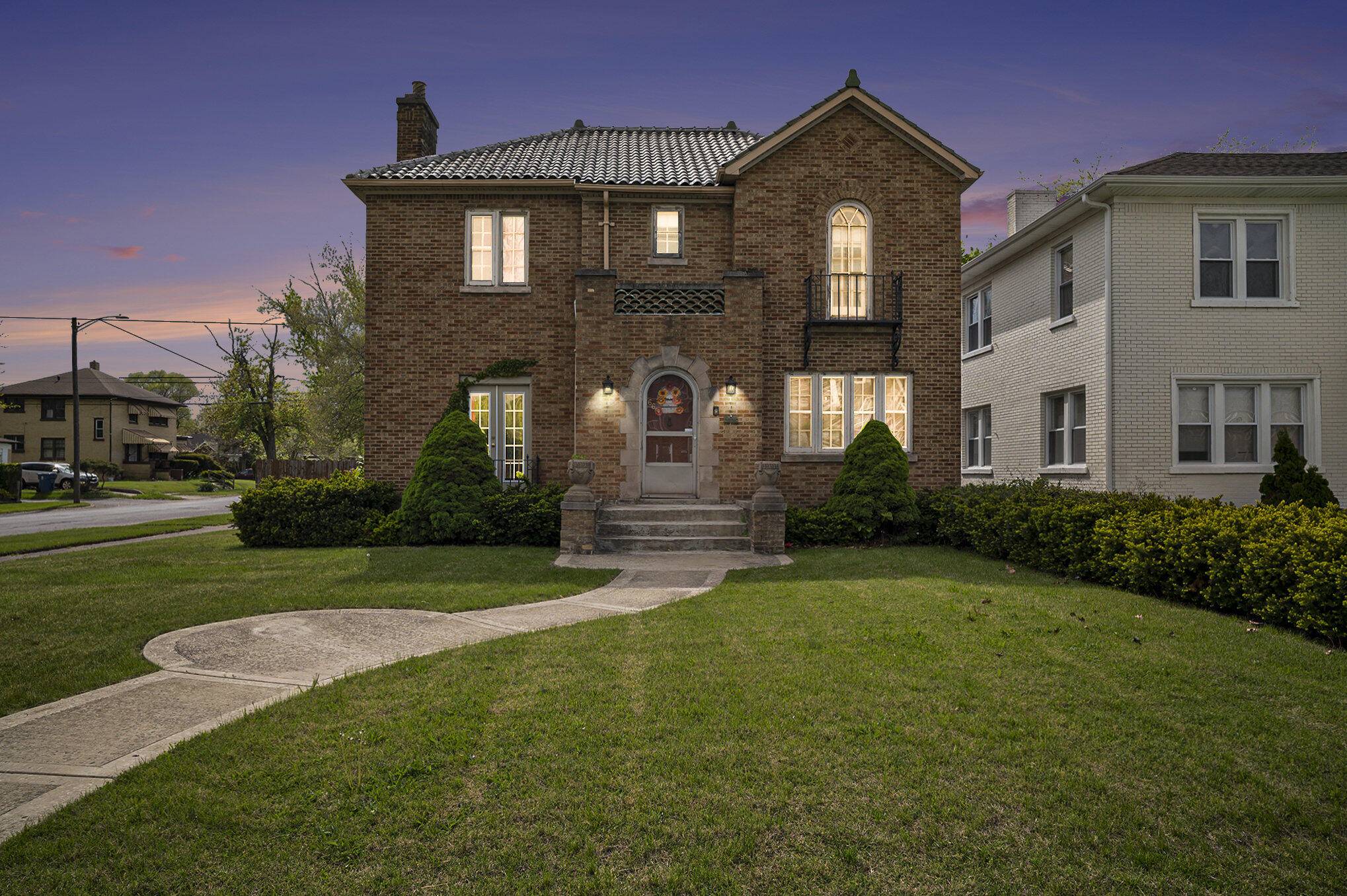 Gary, IN 46404,660 Mckinley ST