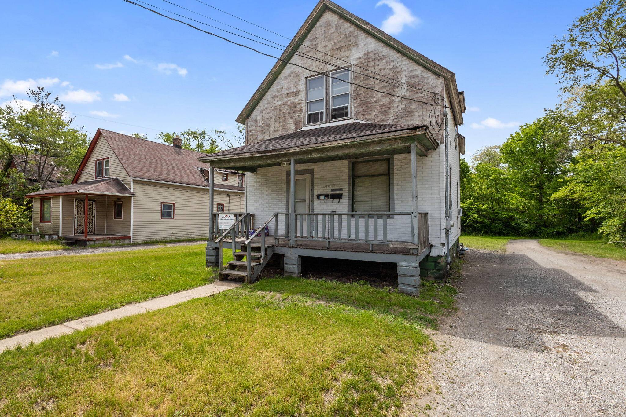 Gary, IN 46404,2253 W 9th AVE