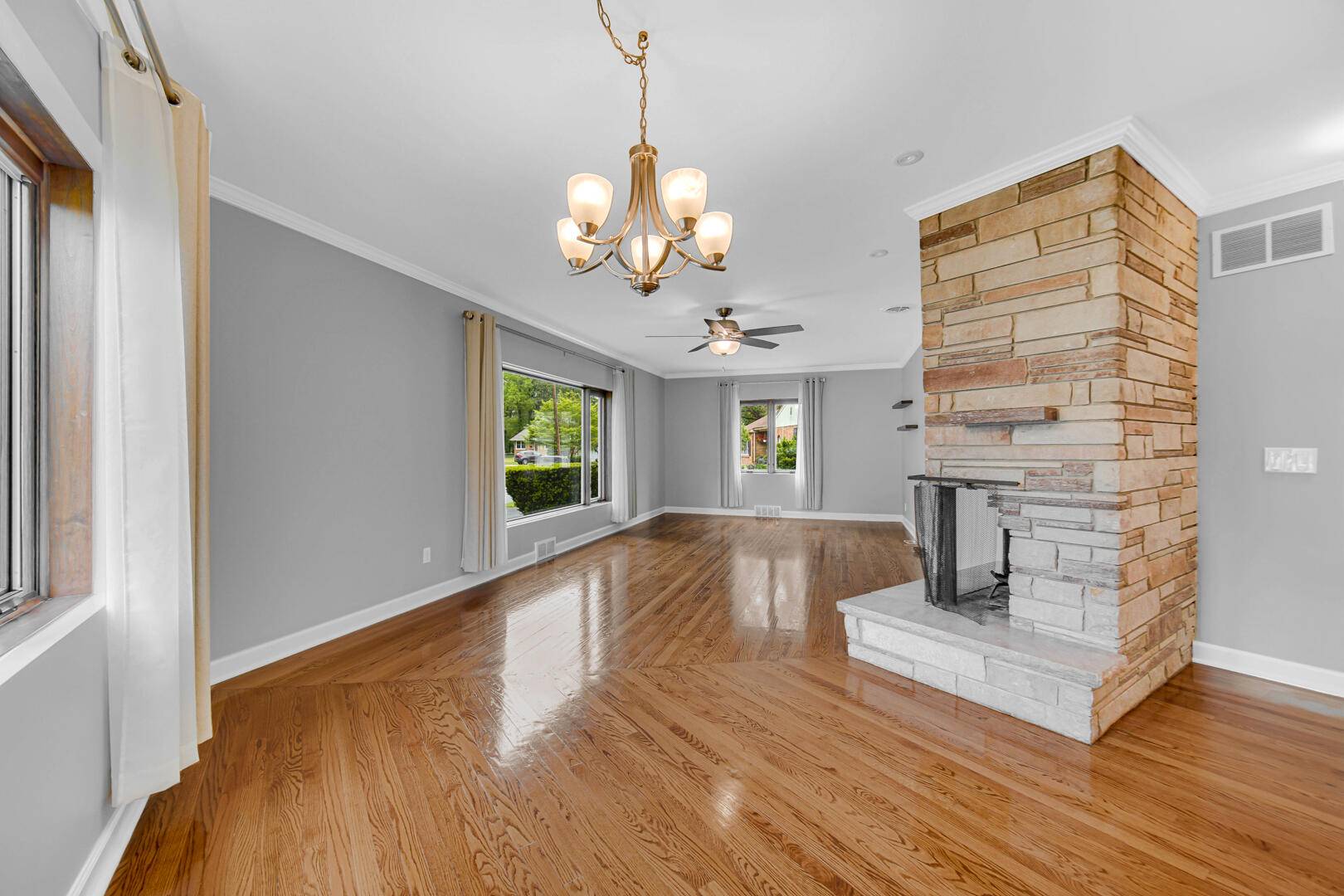 Chesterton, IN 46304,121 Westchester CT