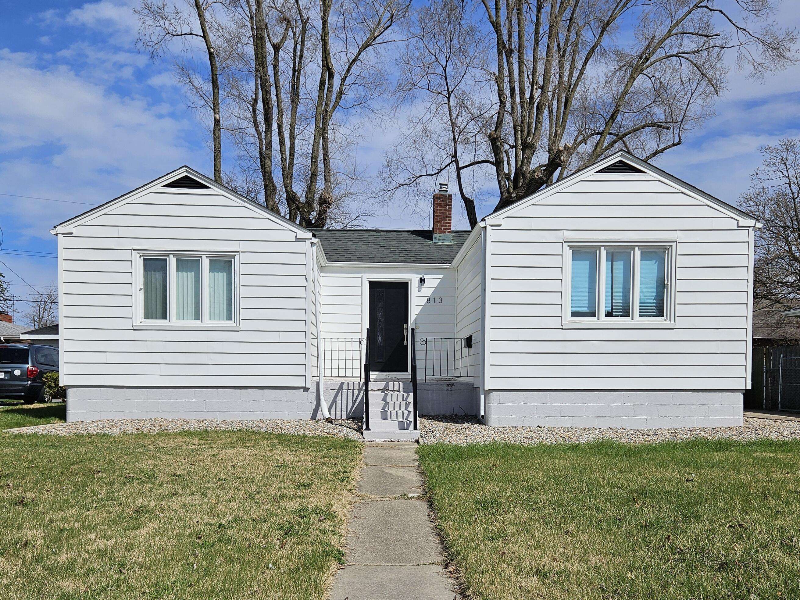 Griffith, IN 46319,813 N Broad ST