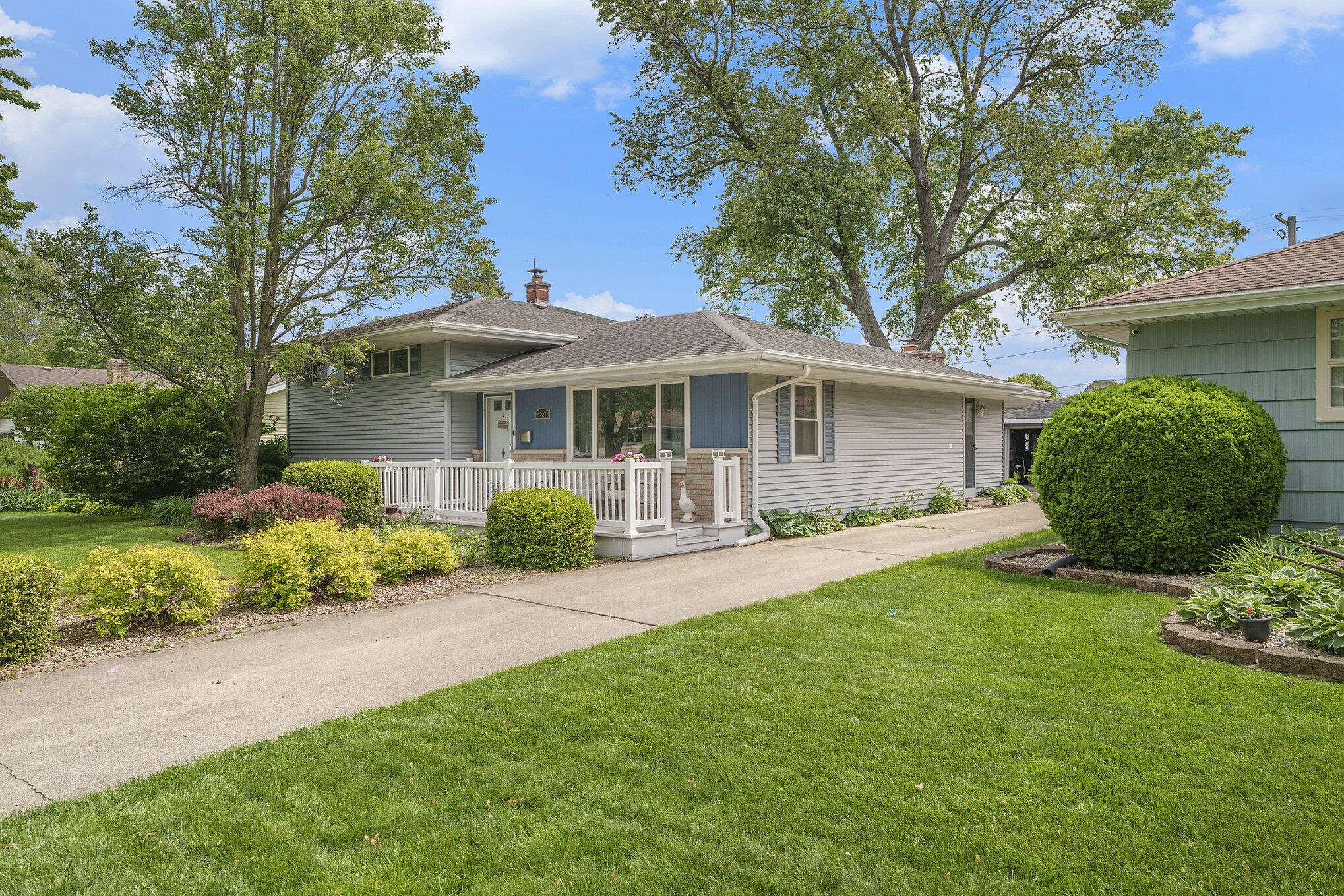 Highland, IN 46322,9227 Grace PL