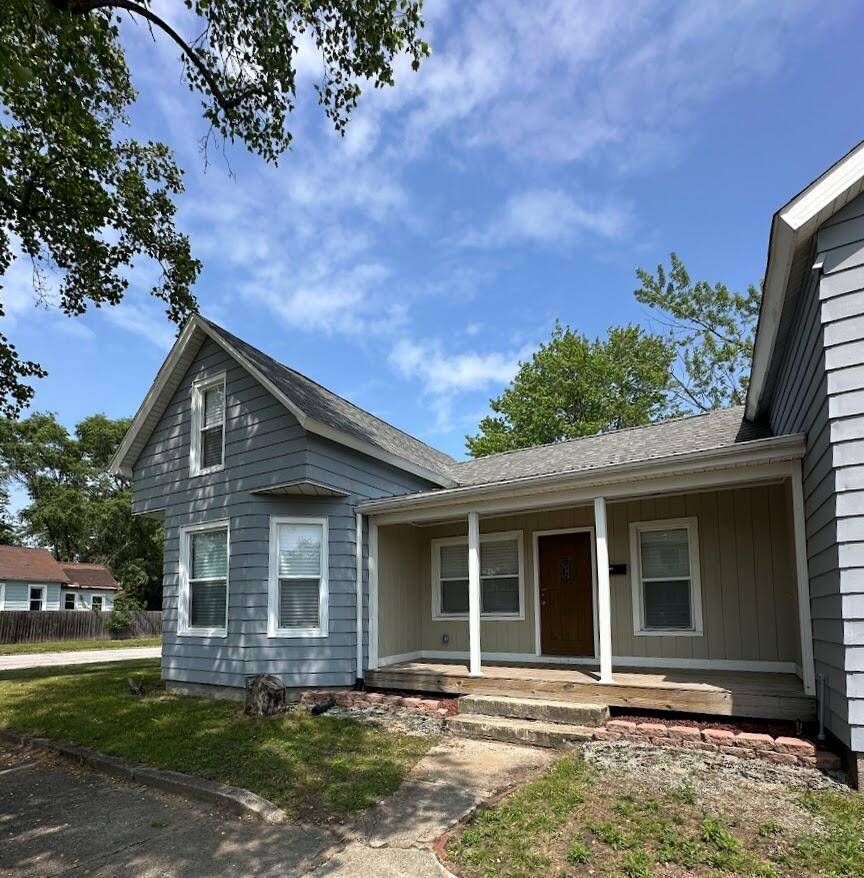 Michigan City, IN 46360,702 York ST #A