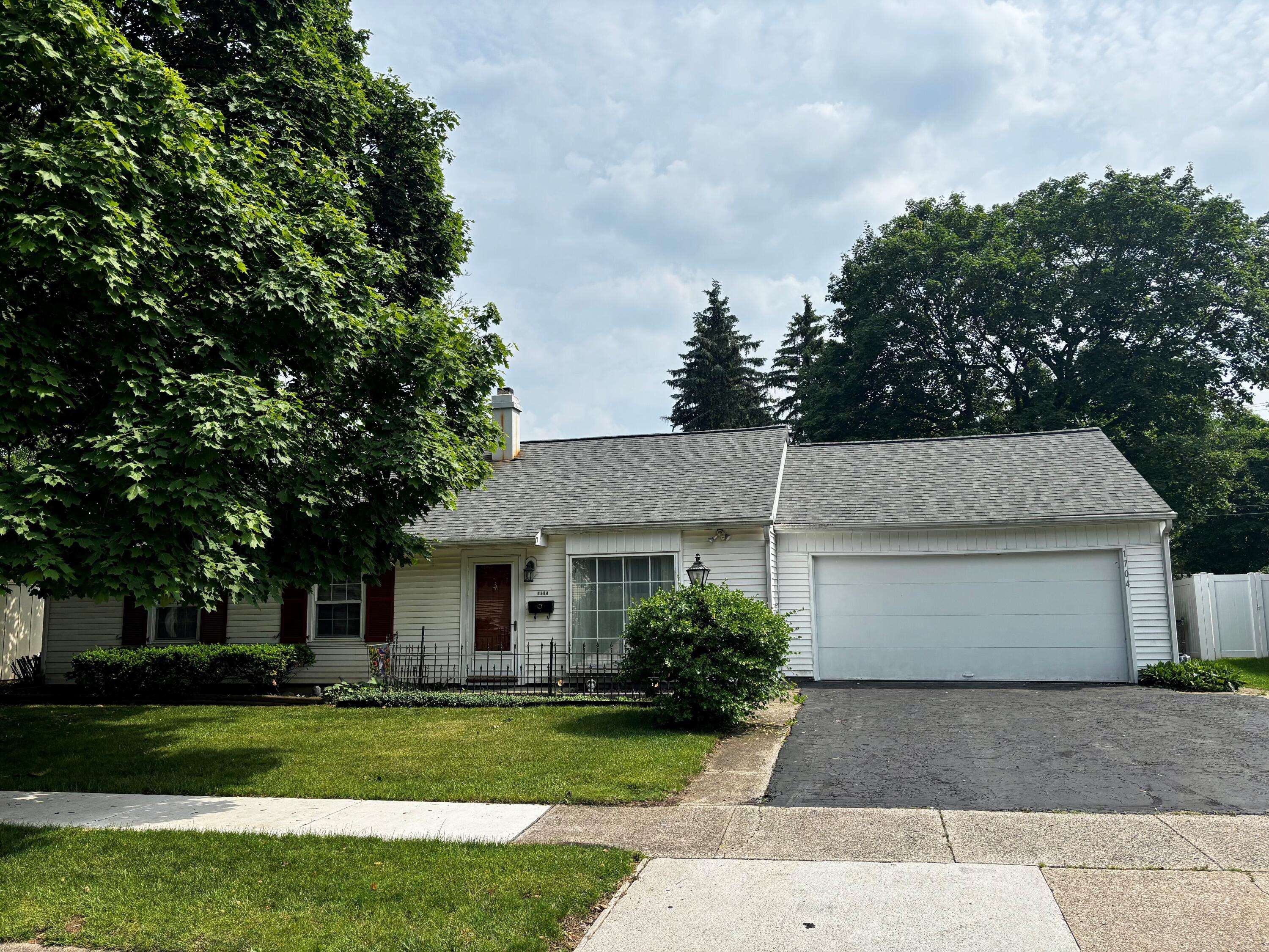 Valparaiso, IN 46383,1704 Wood ST