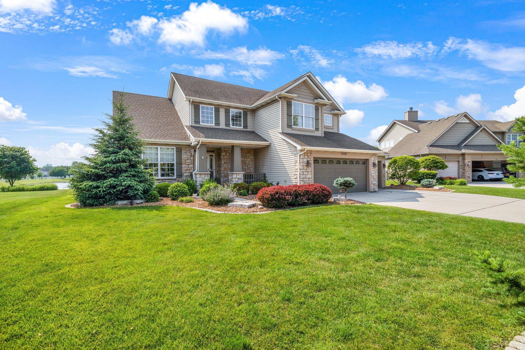 Dyer, IN 46311,1576 Hearthstone CT