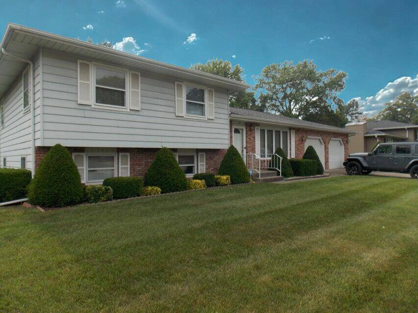 Trail Creek, IN 46360,613 Dogwood DR