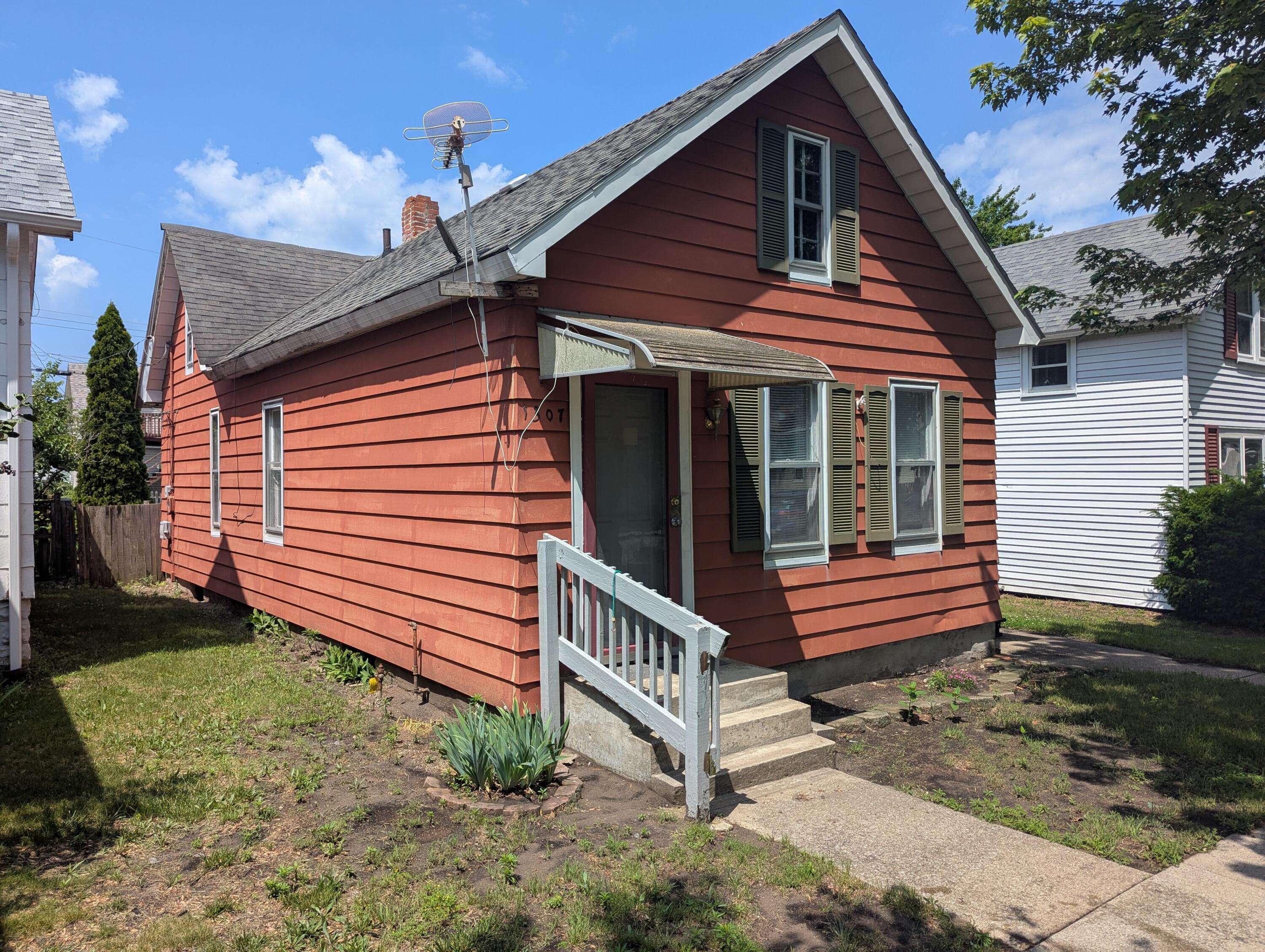 Michigan City, IN 46360,1307 Elston ST