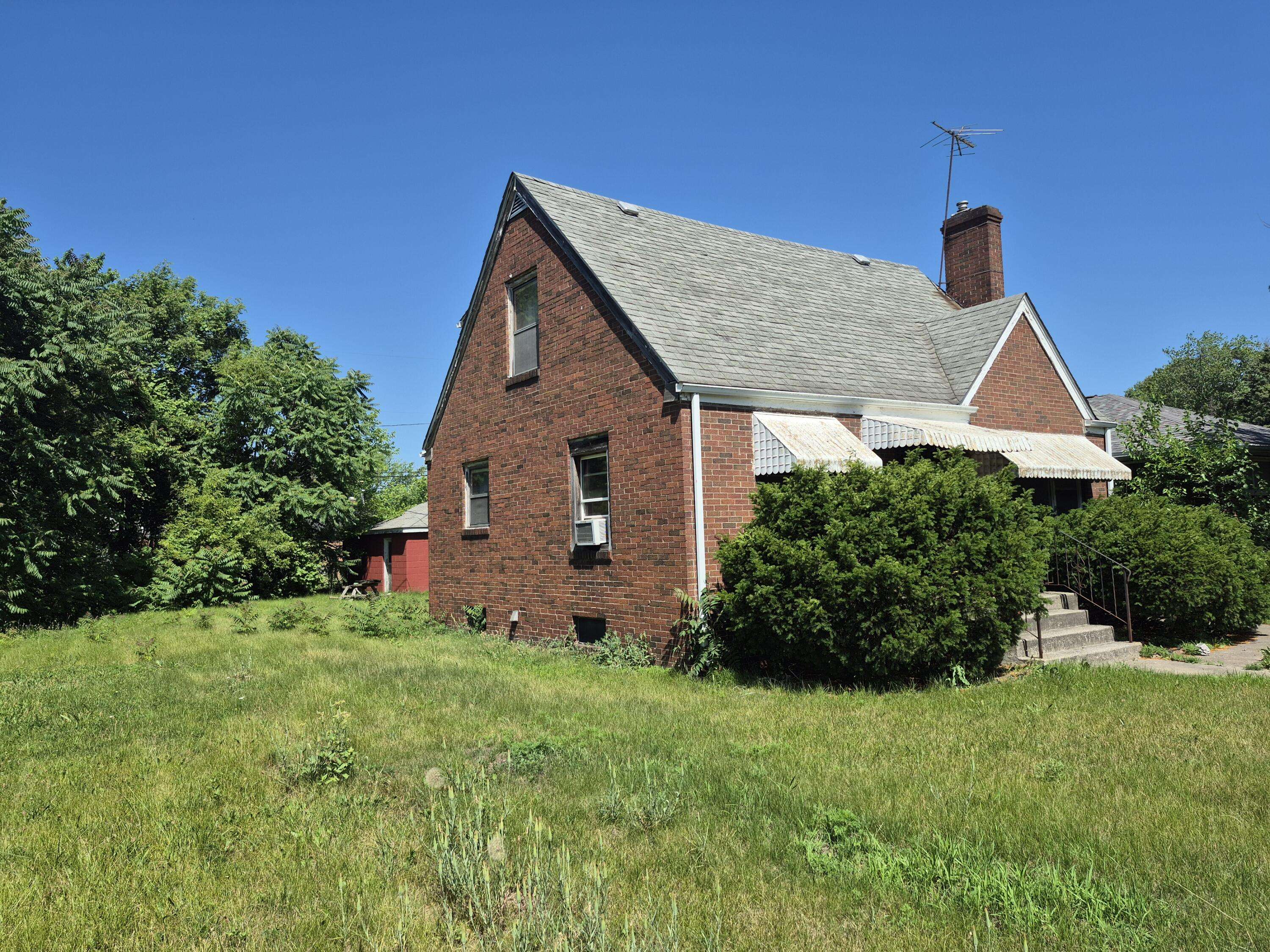 Gary, IN 46406,608 Porter ST