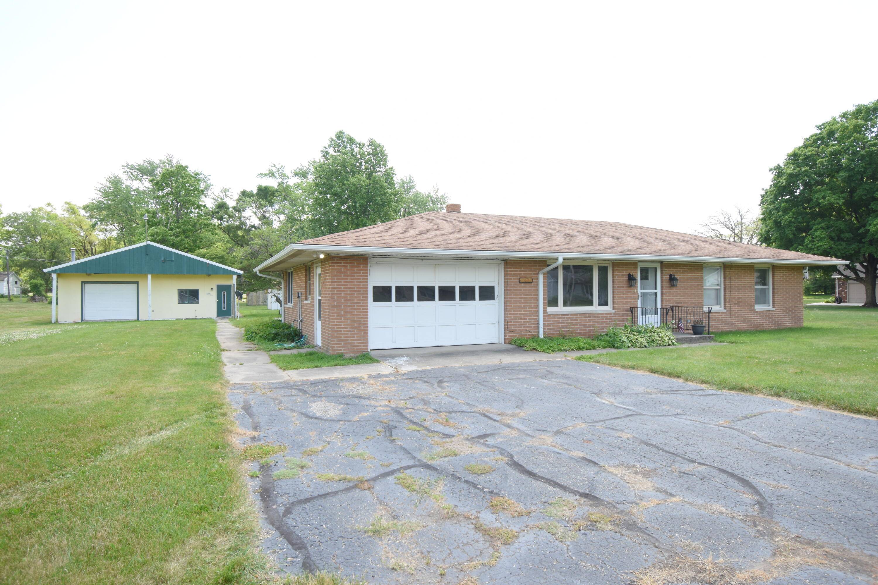 Rensselaer, IN 47978,2473 S Mary's LN