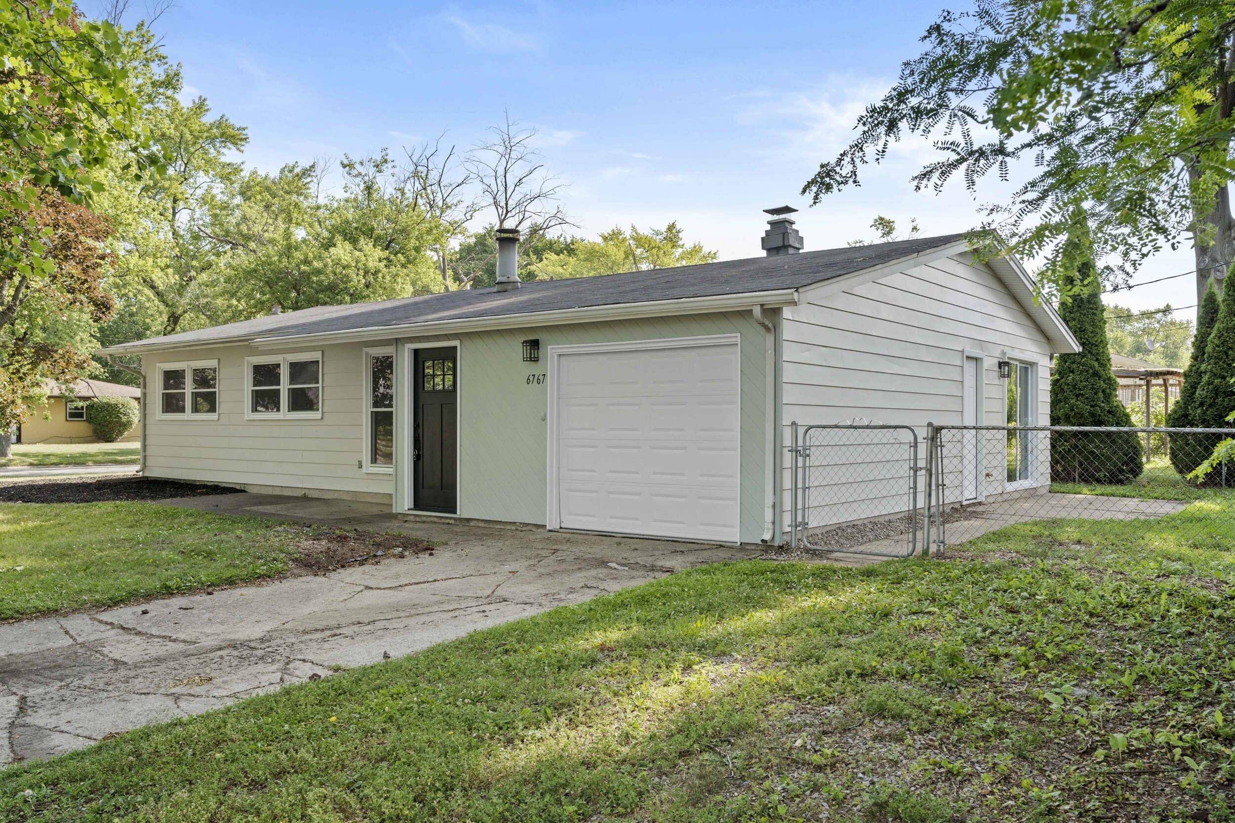 Merrillville, IN 46410,6767 Van Buren ST