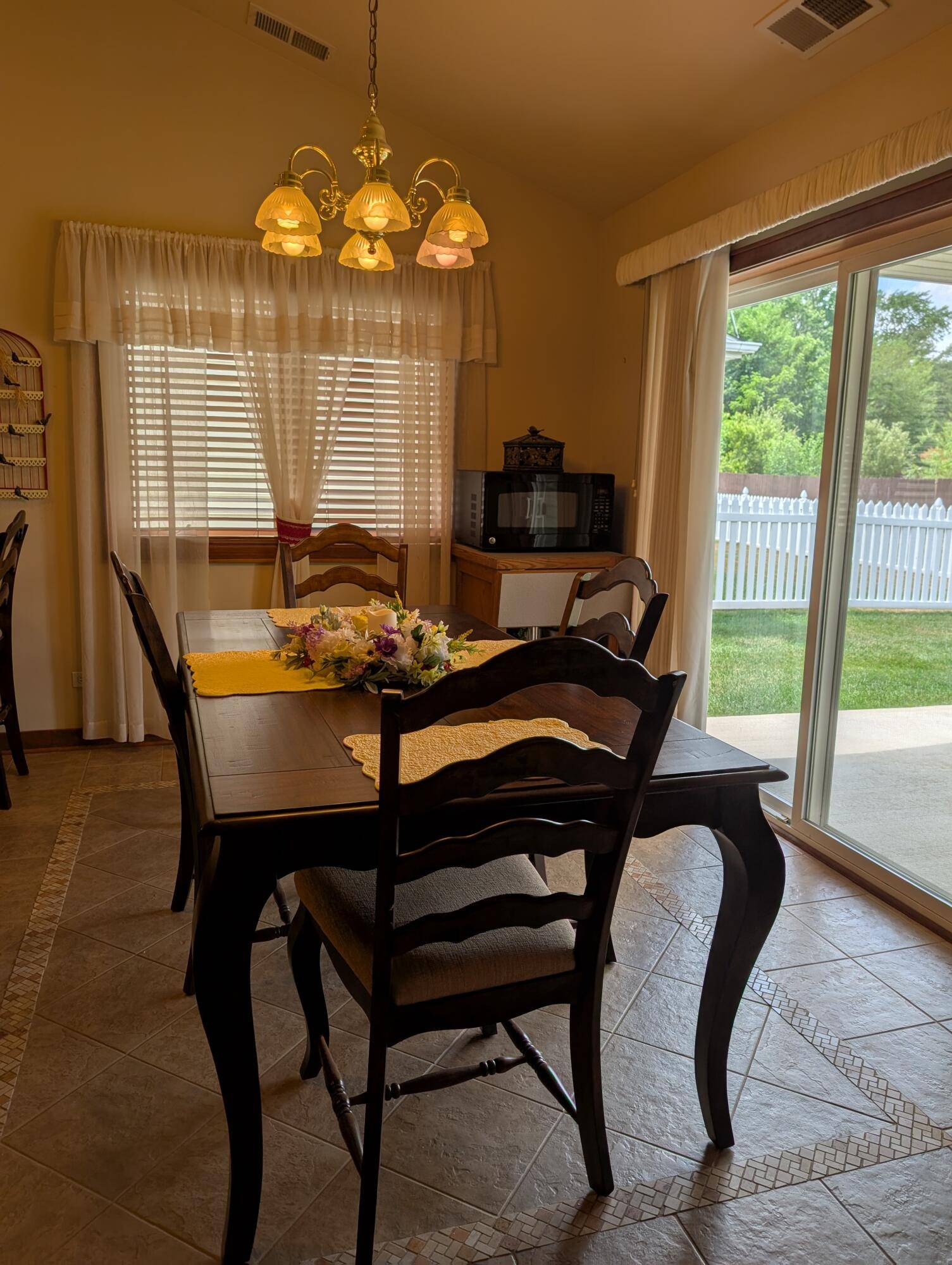 Hobart, IN 46342,6298 Grosbeak CT