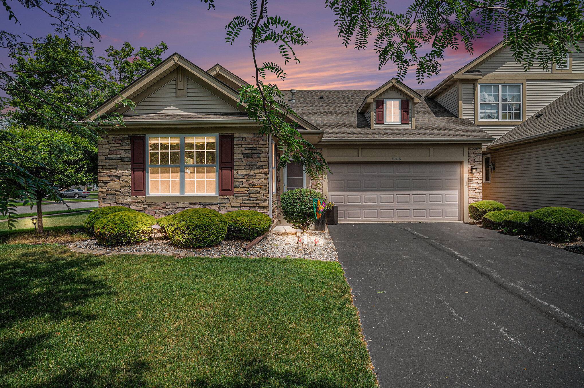 Schererville, IN 46375,1206 Auburn Meadow LN