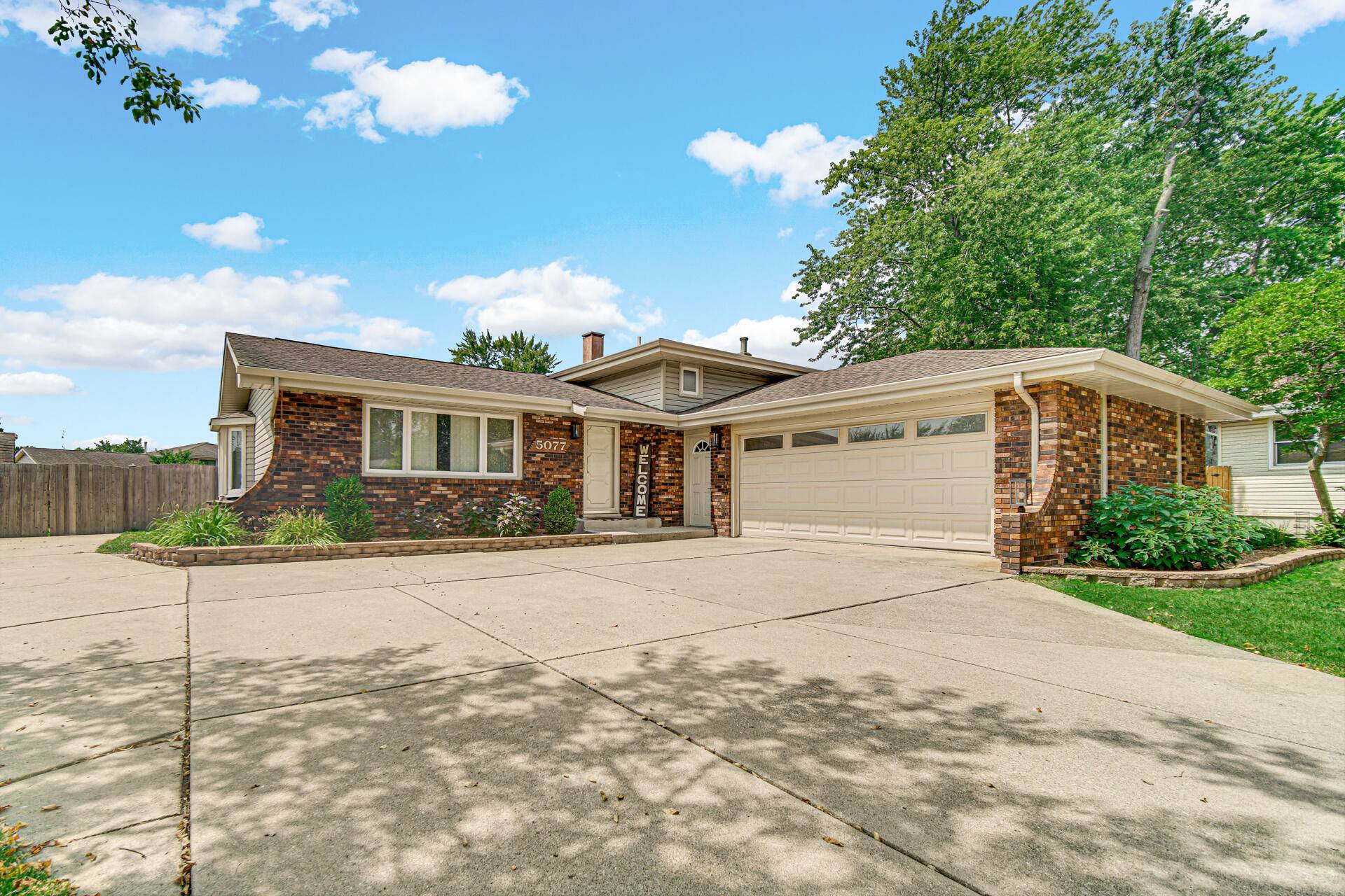 Crown Point, IN 46307,5077 W 87th LN