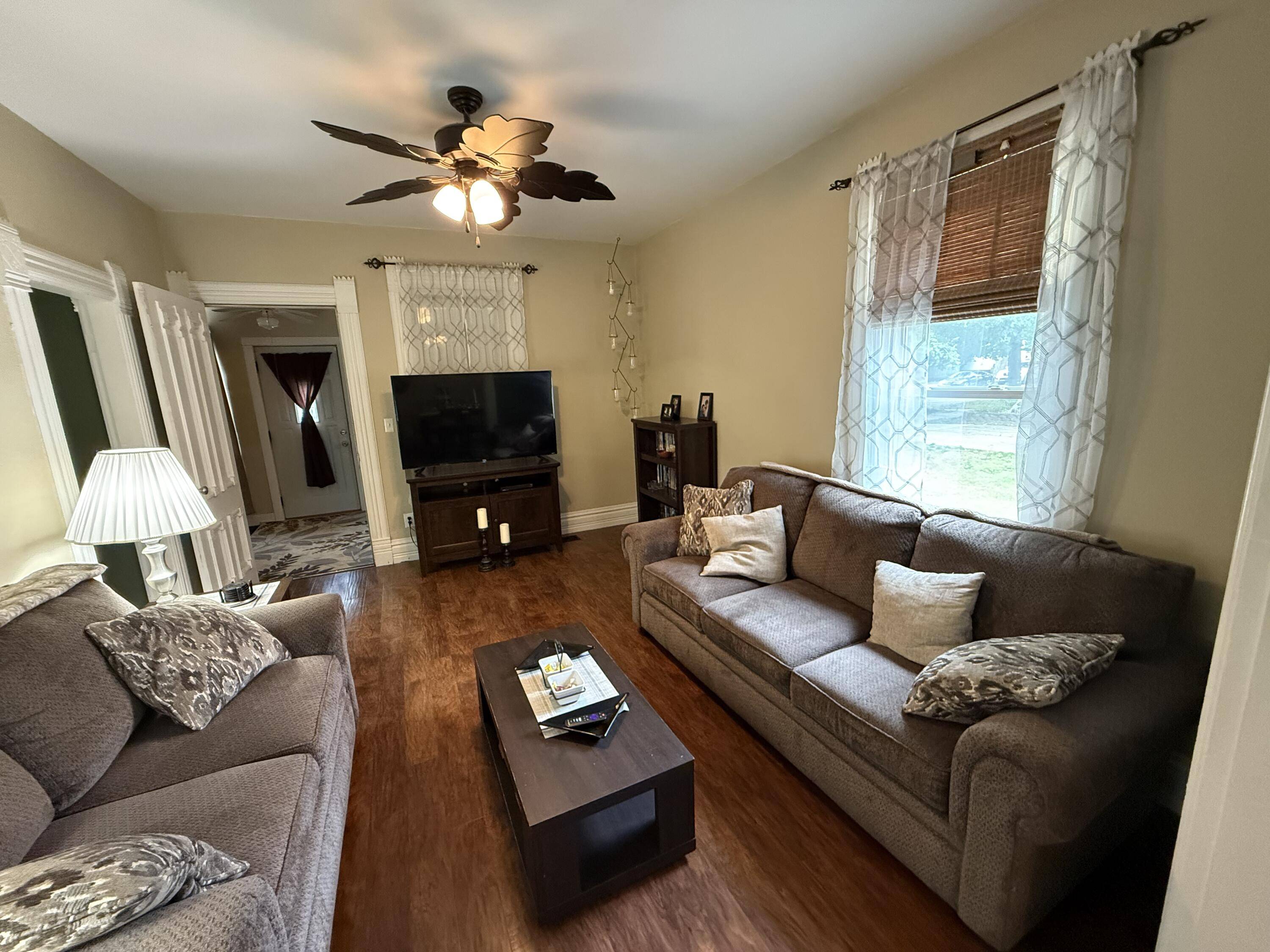 La Porte, IN 46350,311 Niles ST