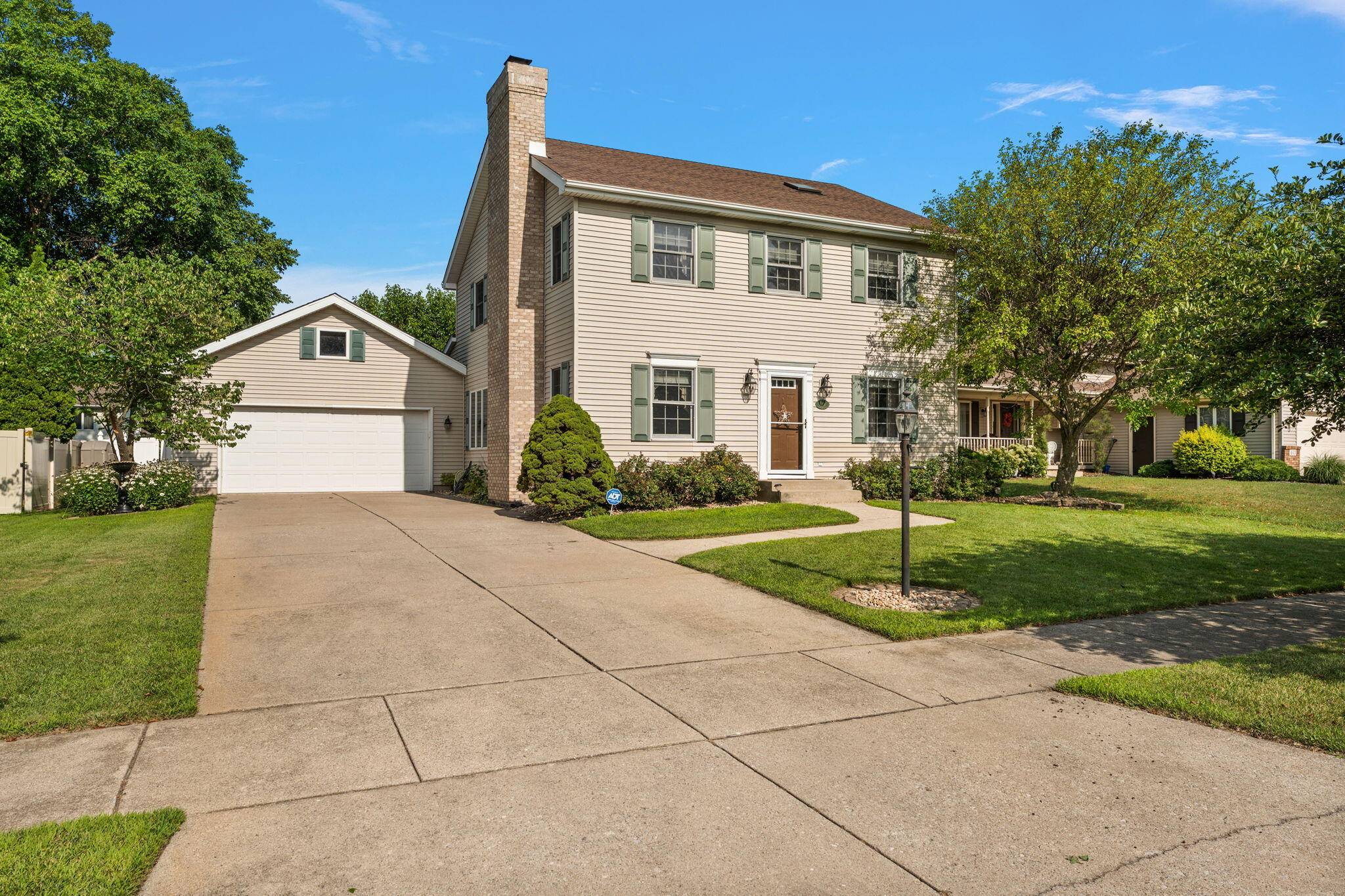 Griffith, IN 46319,619 N Forest AVE #46319