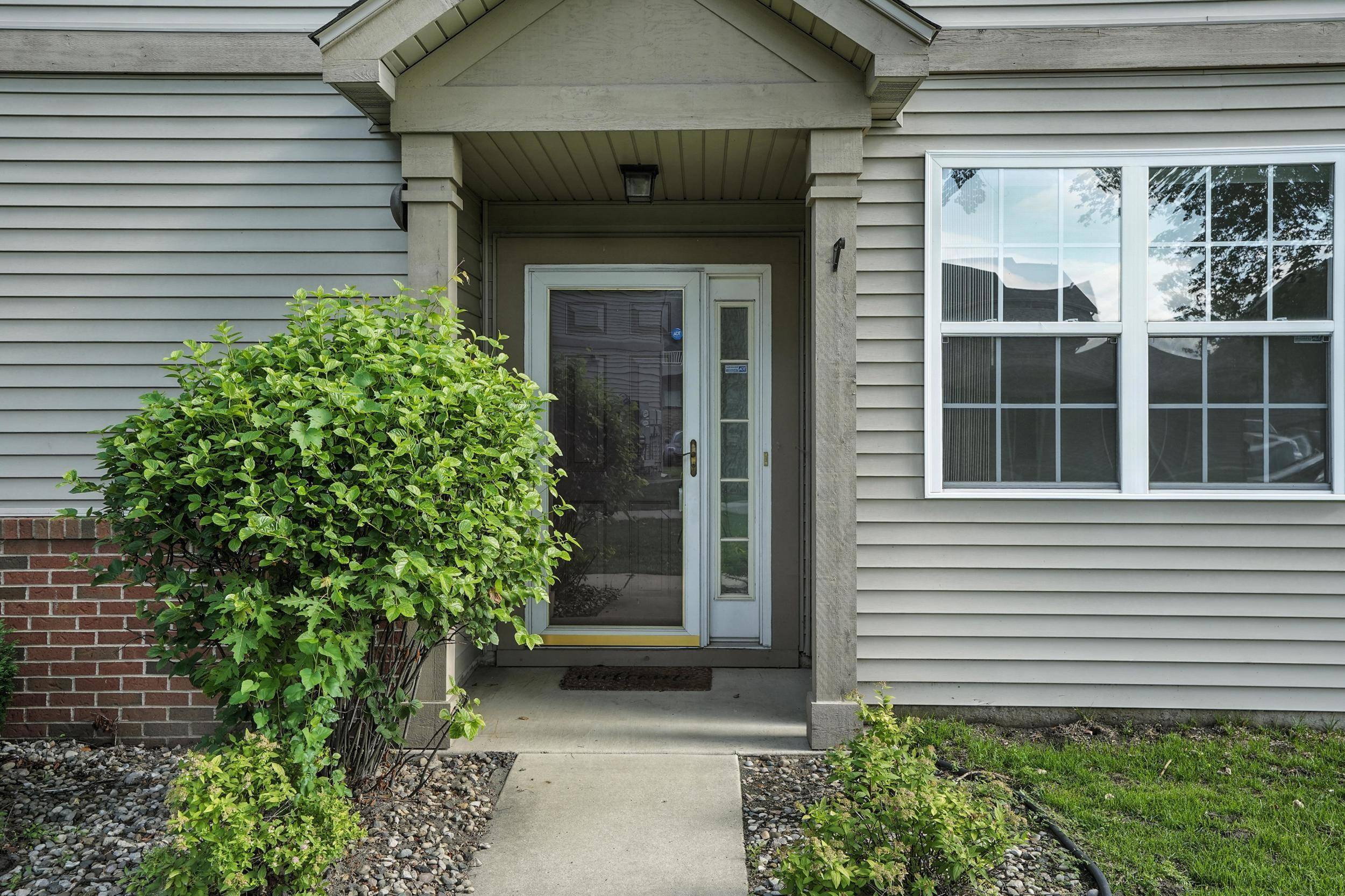 Schererville, IN 46375,1015 Poppyfield PL