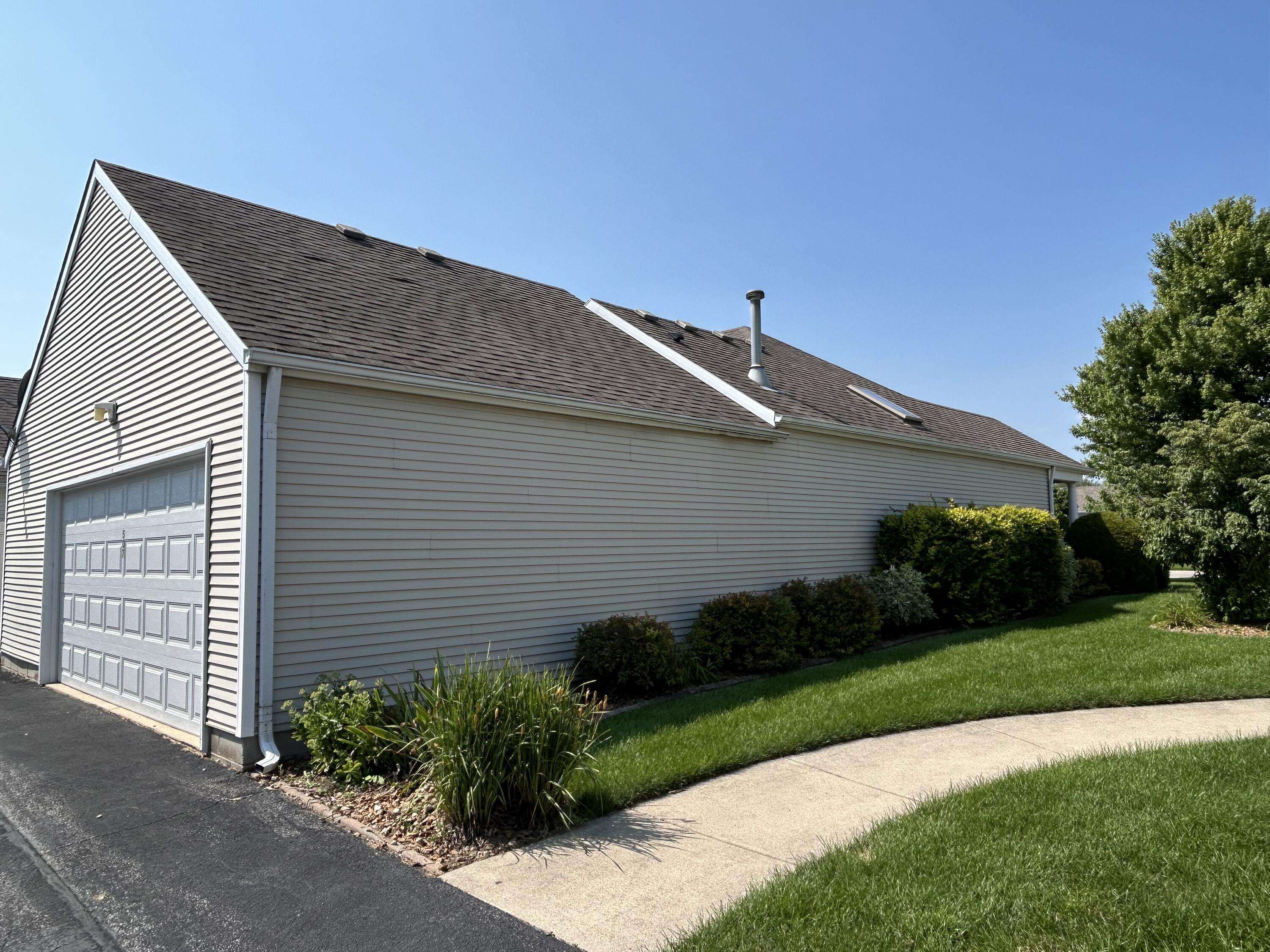 Lowell, IN 46356,507 Meadowbrook DR