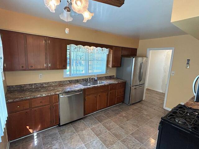 Merrillville, IN 46410,7705 Whitcomb ST