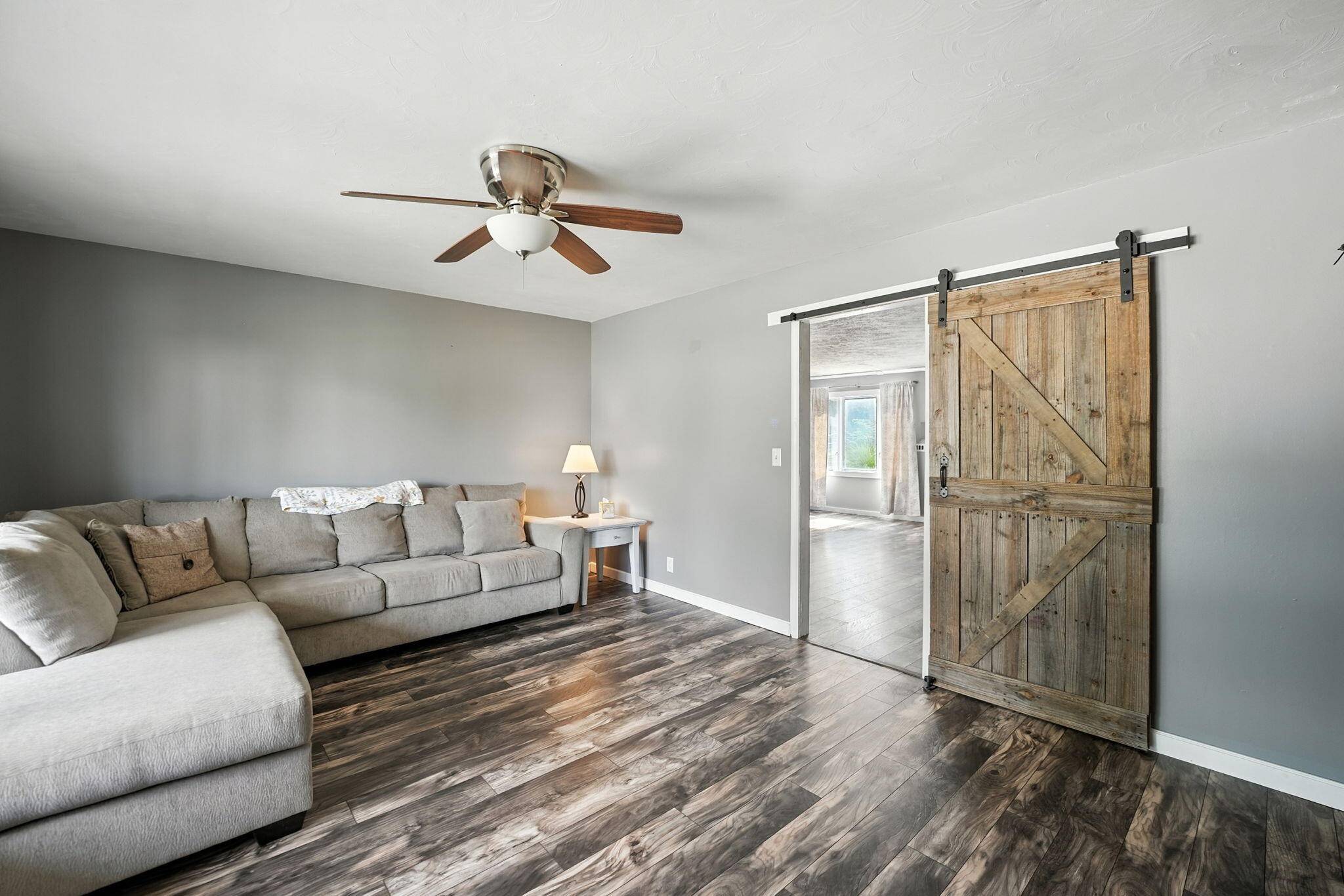 South Bend, IN 46614,4622 E Macgregor RD