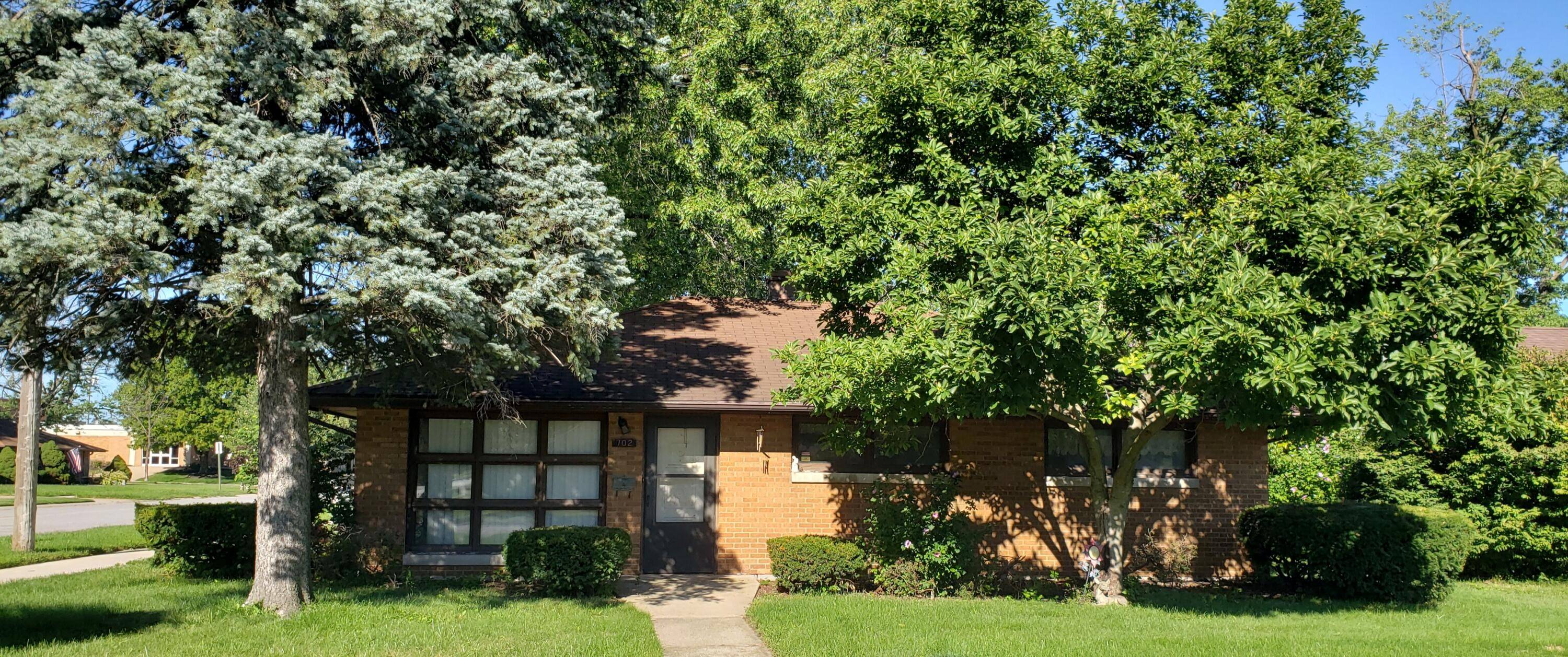 Griffith, IN 46319,702 N Lindberg ST