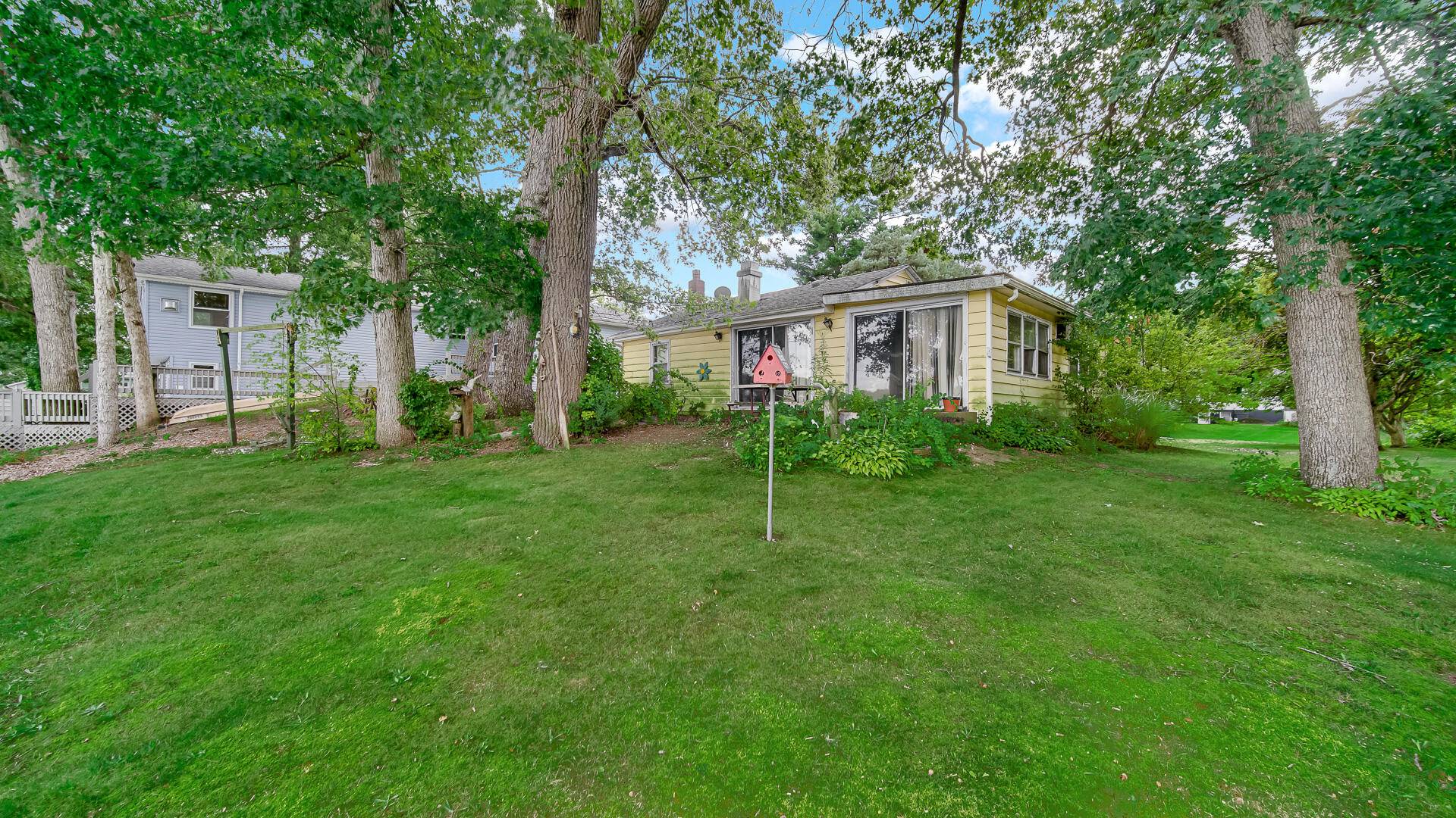 Walkerton, IN 46574,20906 S Lake DR