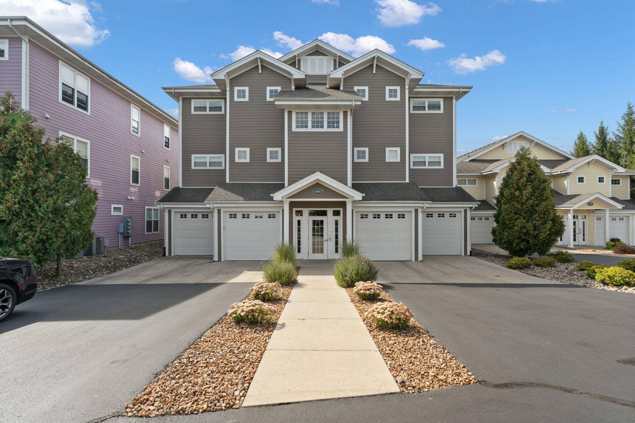 Cedar Lake, IN 46303,13234 E Lakeshore DR #K-302