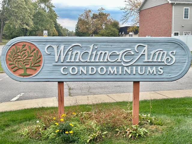 Crown Point, IN 46307,9621 Merrillville RD #101