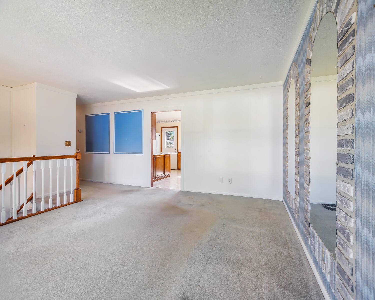 Hebron, IN 46341,606 W Sigler ST