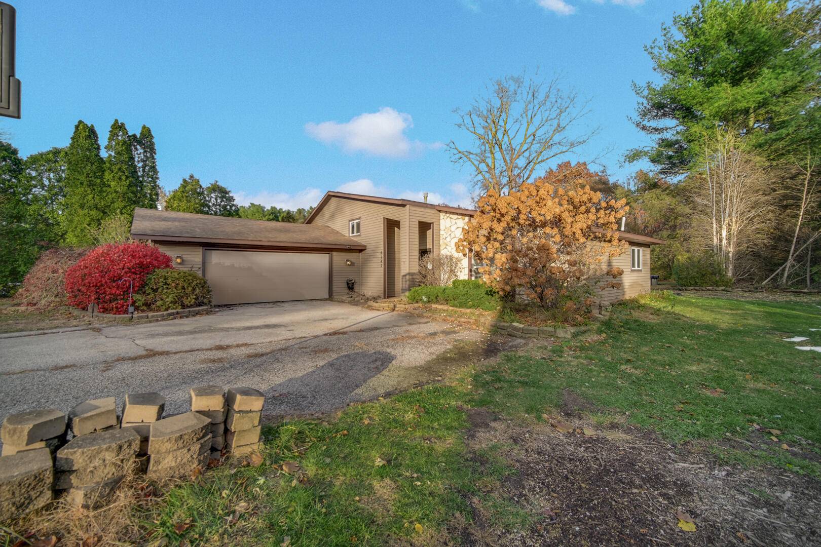 Michigan City, IN 46360,6747 W 450 RD