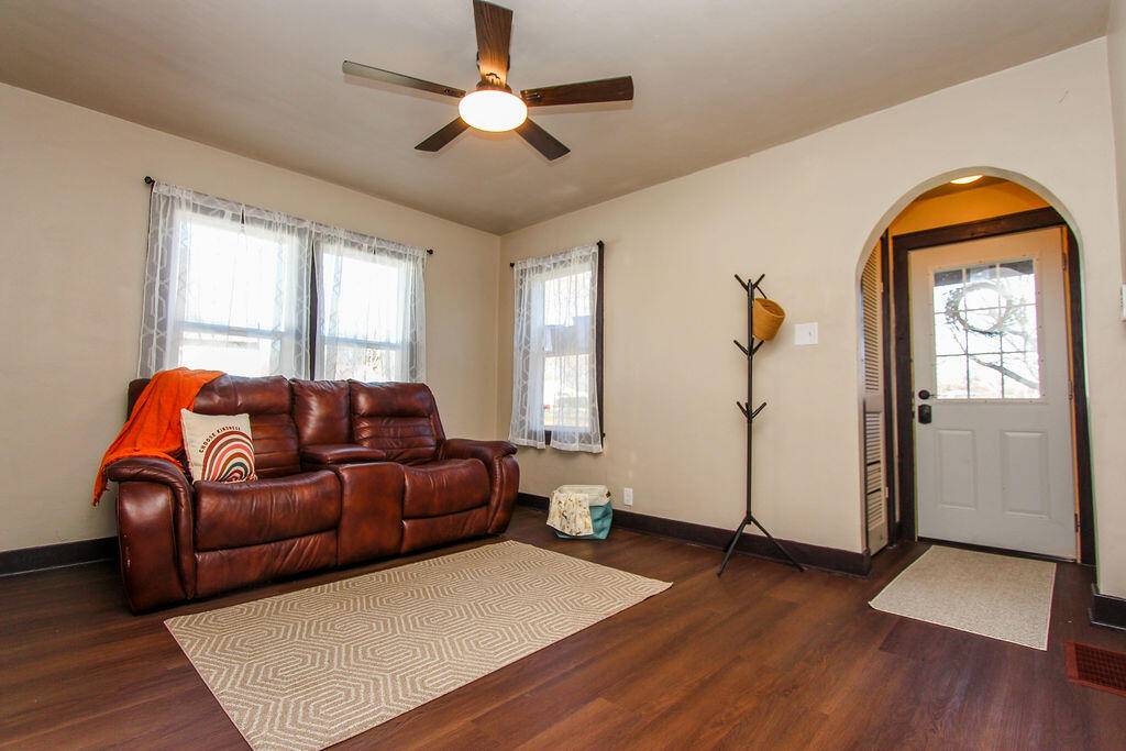 South Bend, IN 46628,719 Goodland AVE