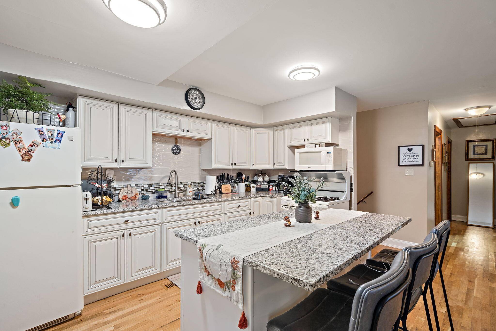 Griffith, IN 46319,706 N Colfax ST