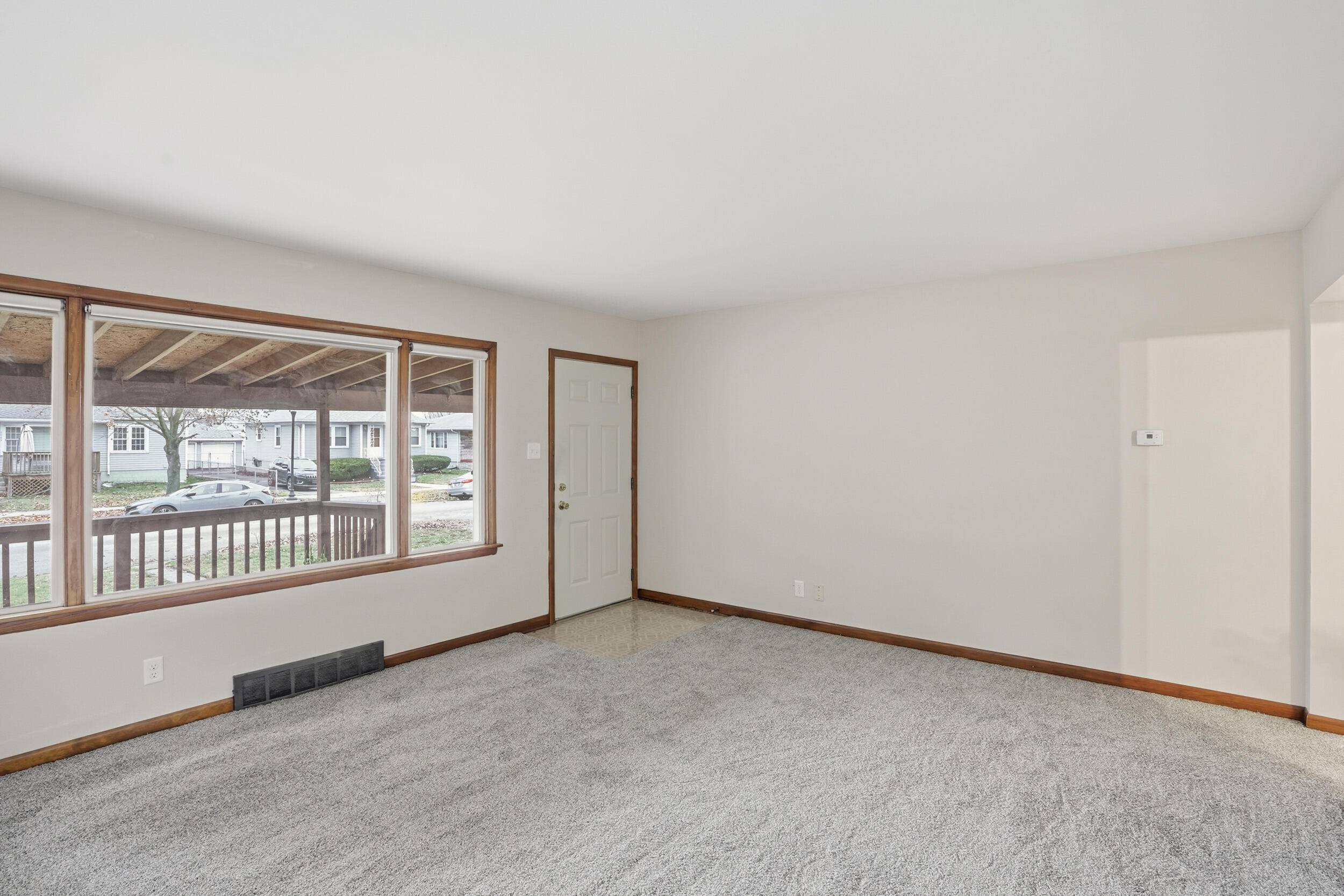 Hammond, IN 46323,6545 Colorado AVE