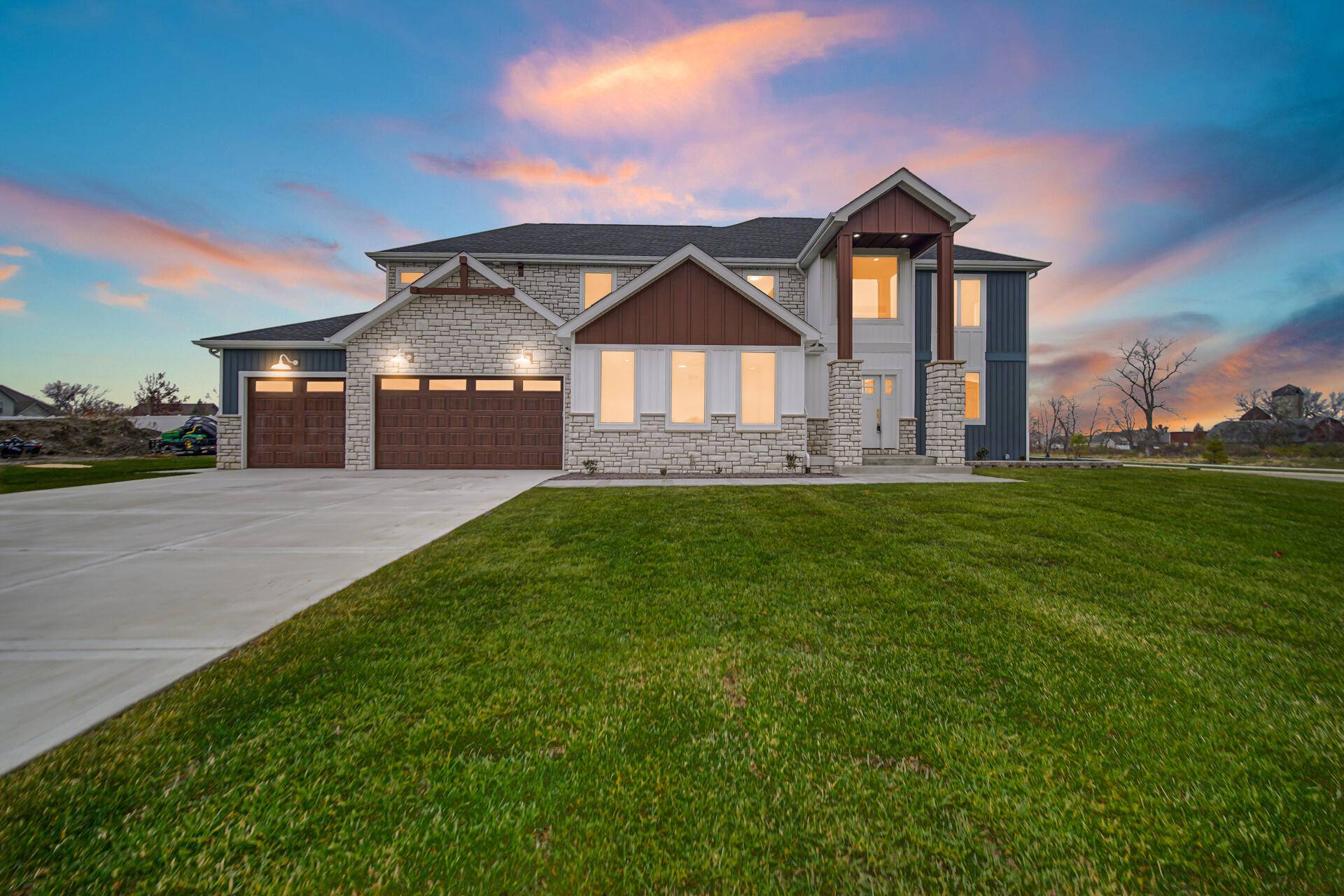 Crown Point, IN 46307,7382 Brookhaven DR