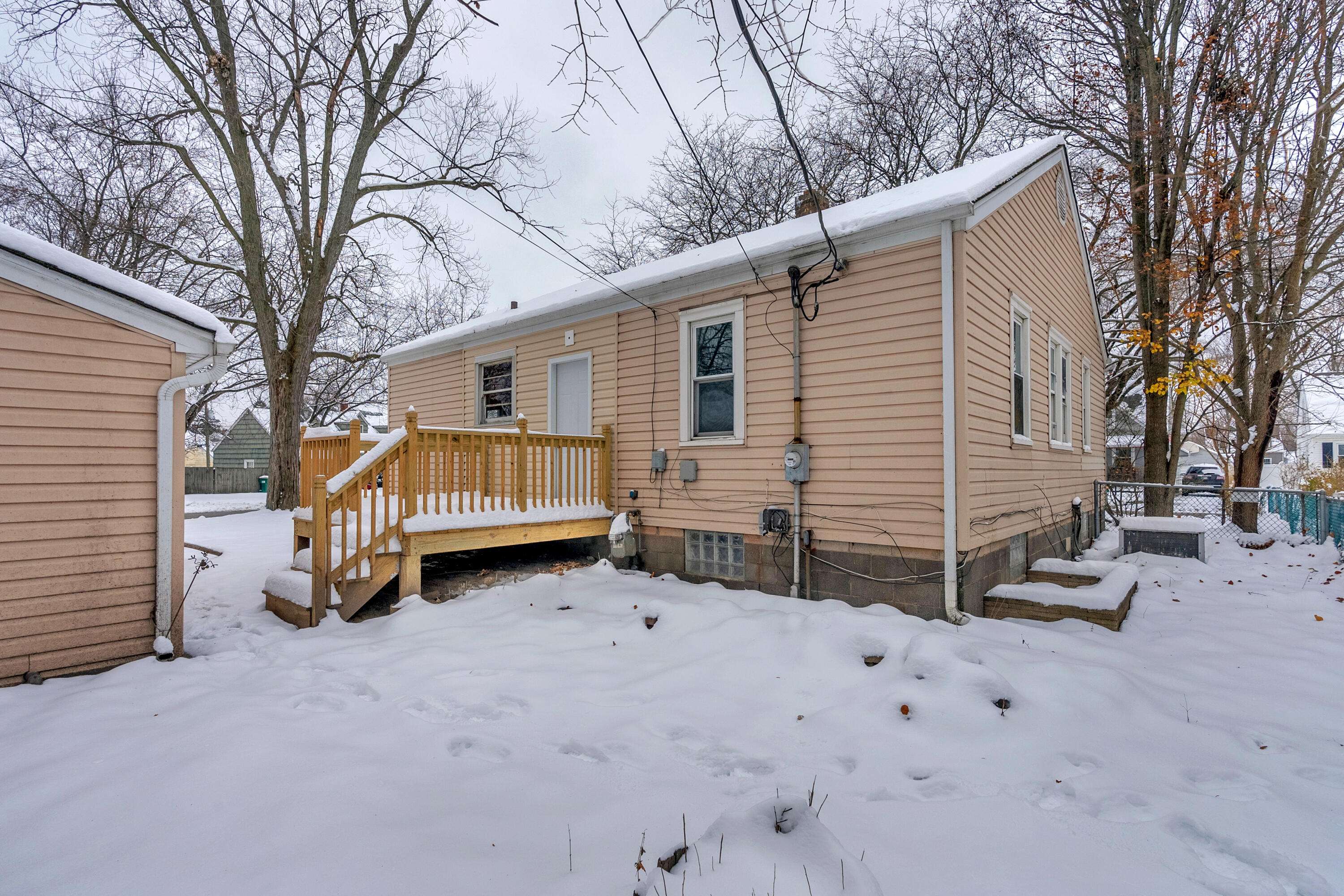 Munster, IN 46321,8969 Hudson CT