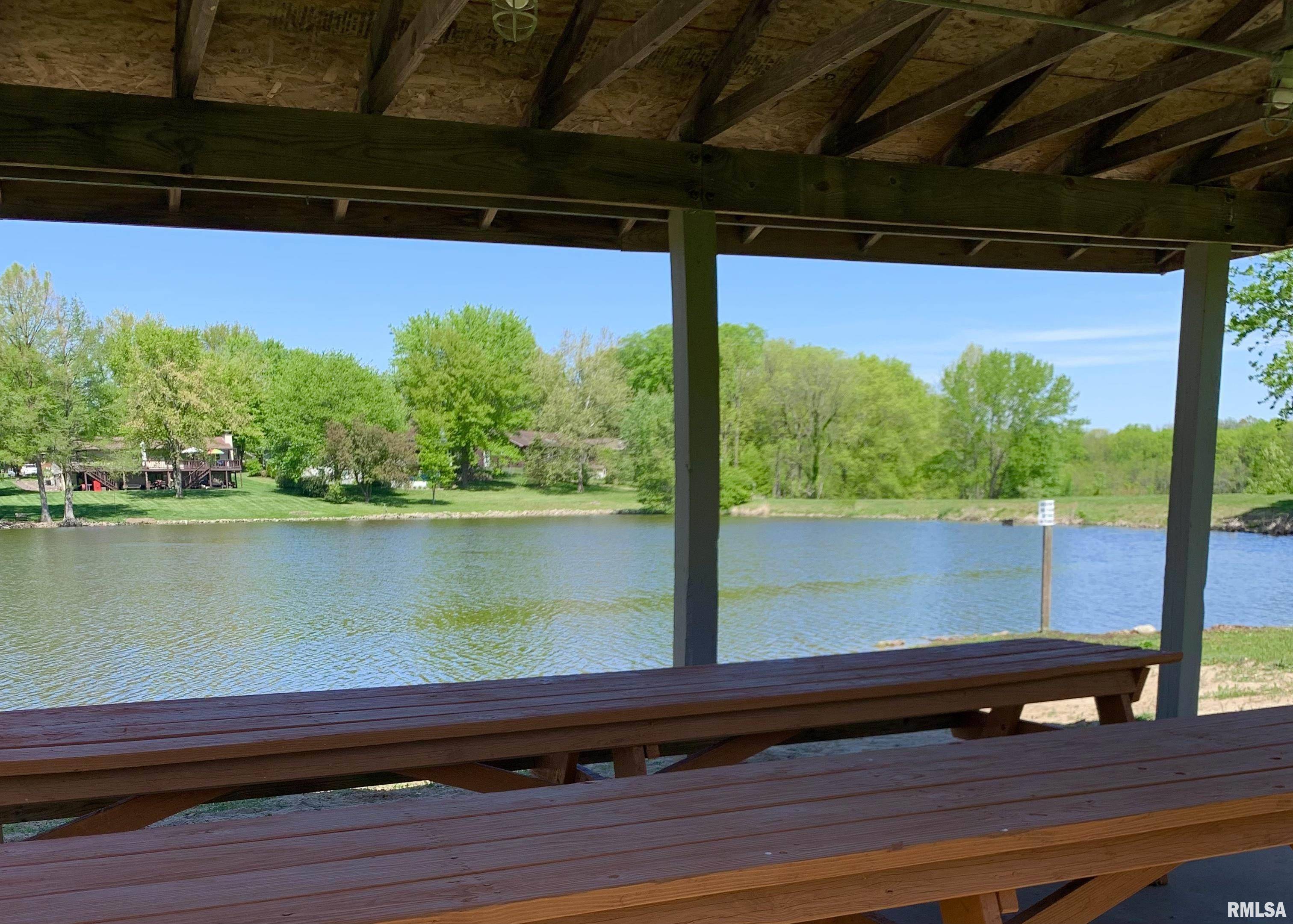 Glenarm, IL 62536,60 Covered Bridge Acres