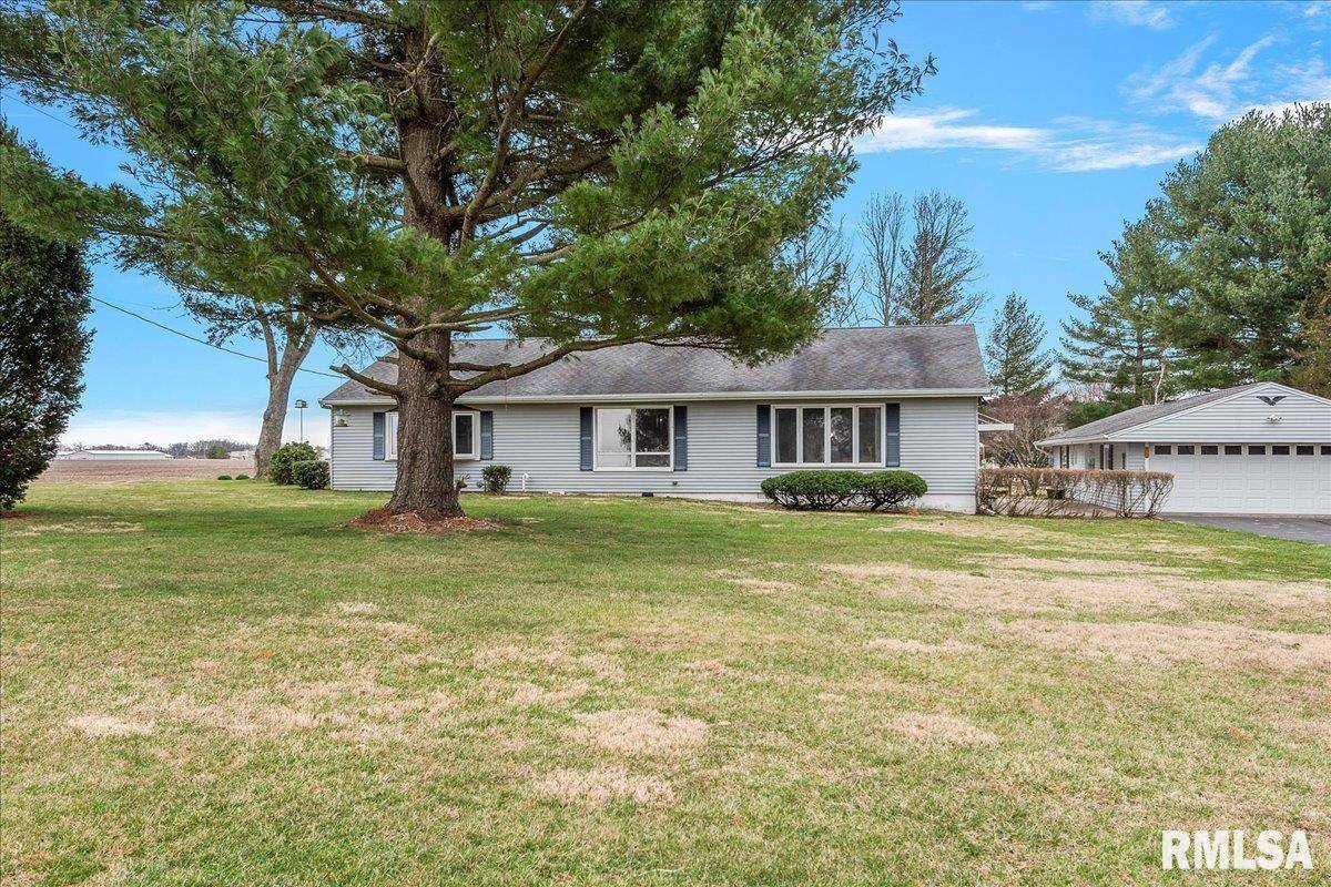 Shelbyville, IL 62565,1670 E 1350 N RD
