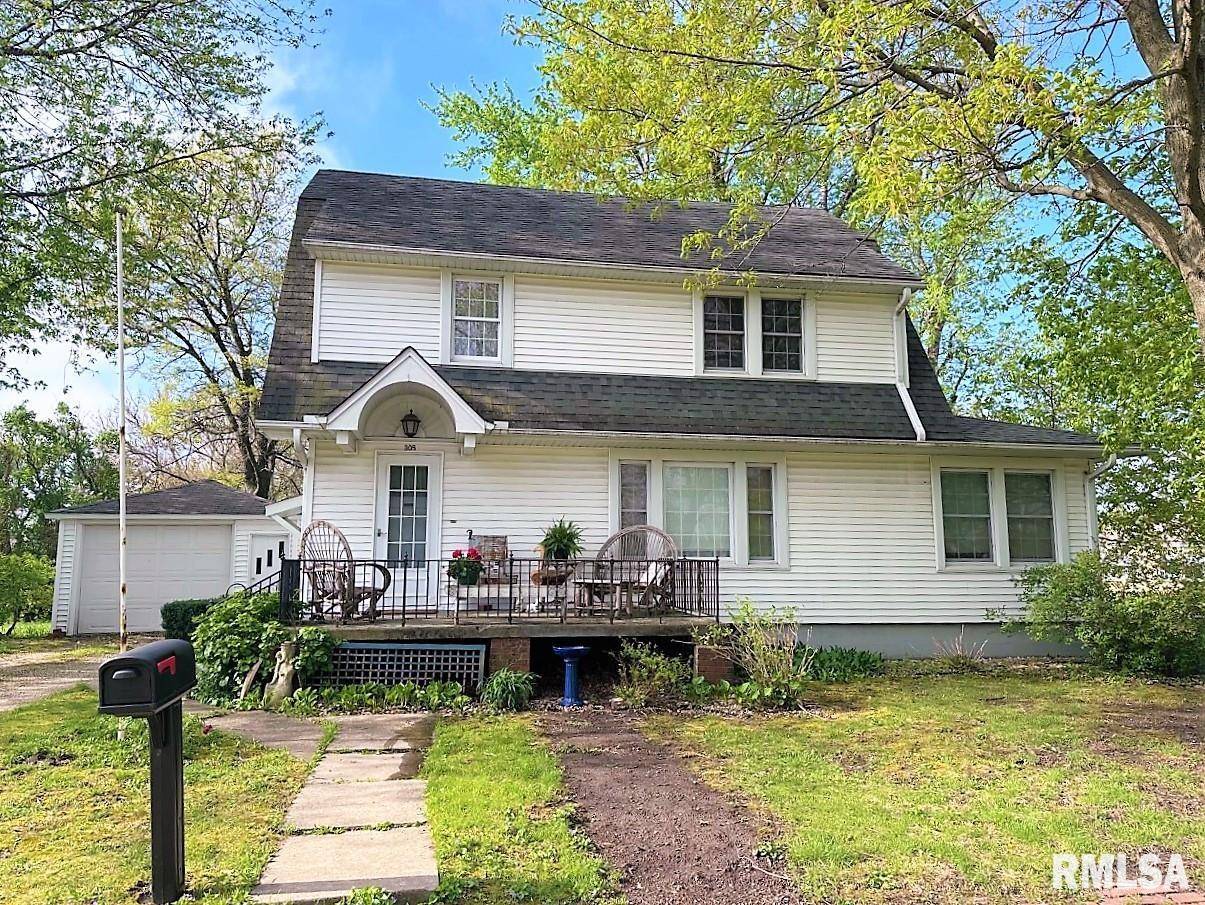 Altona, IL 61414,305 W WARD ST