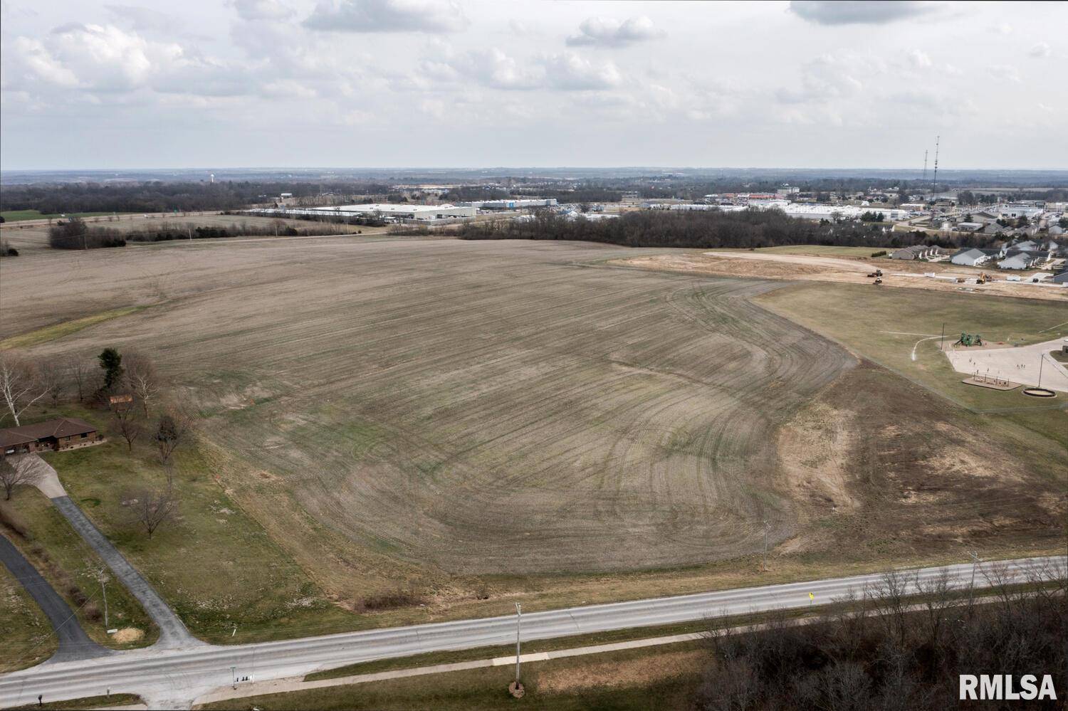 Quincy, IL 62305,17.969 Acres On COLUMBUS RD