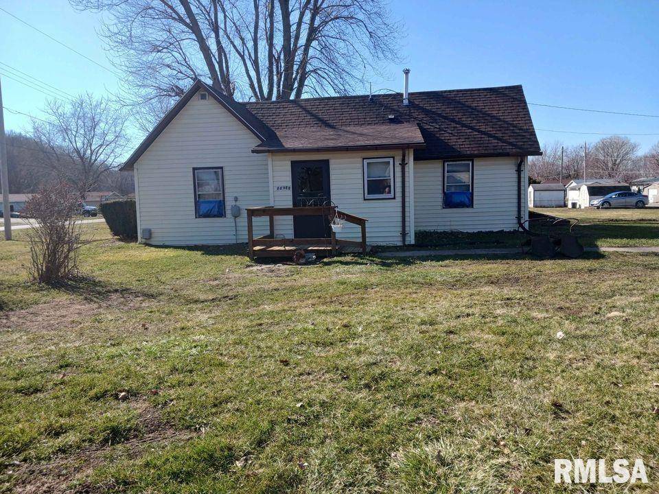 Lomax, IL 61454,889 E 8TH ST