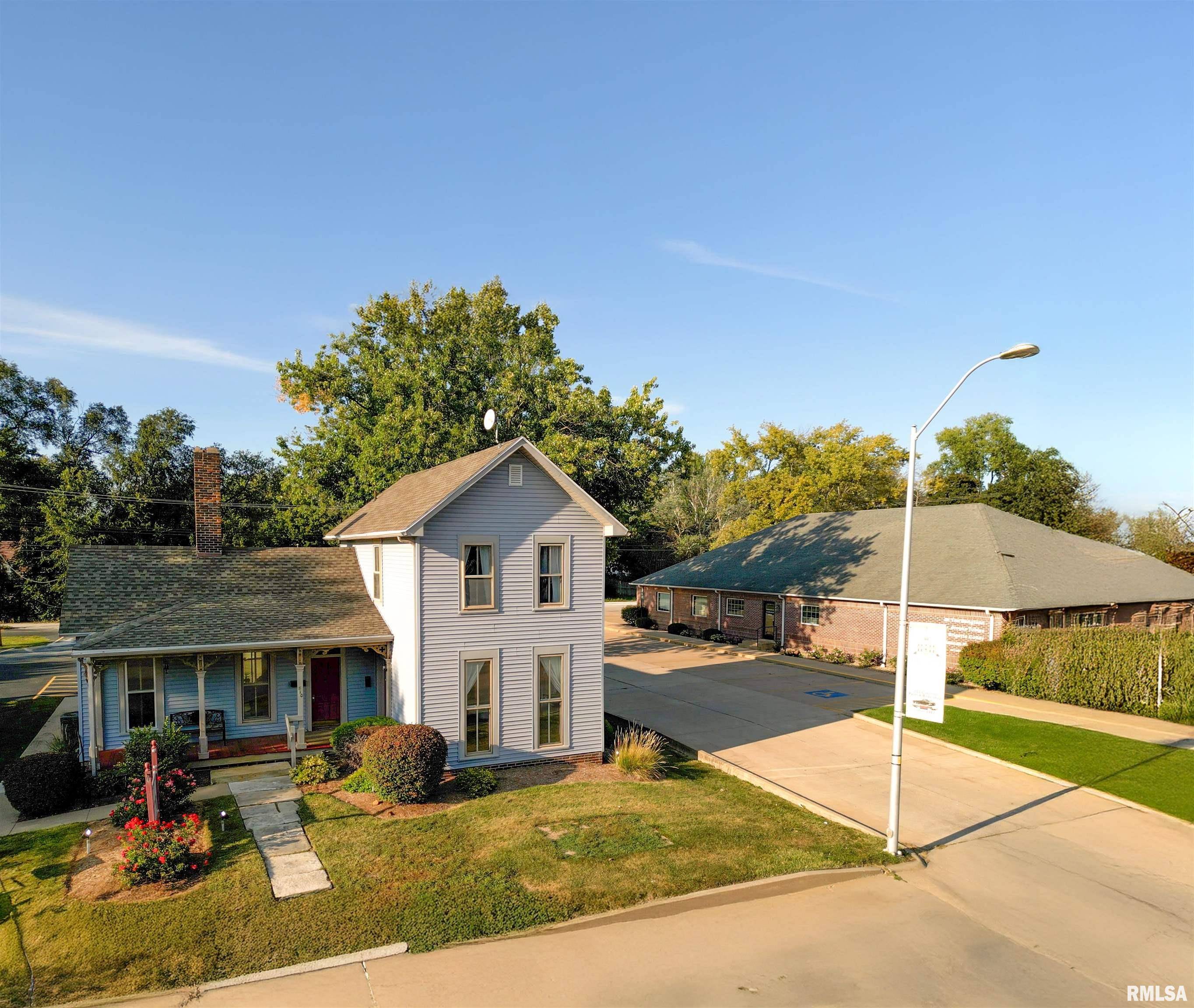 Macomb, IL 61455,810 E JACKSON ST