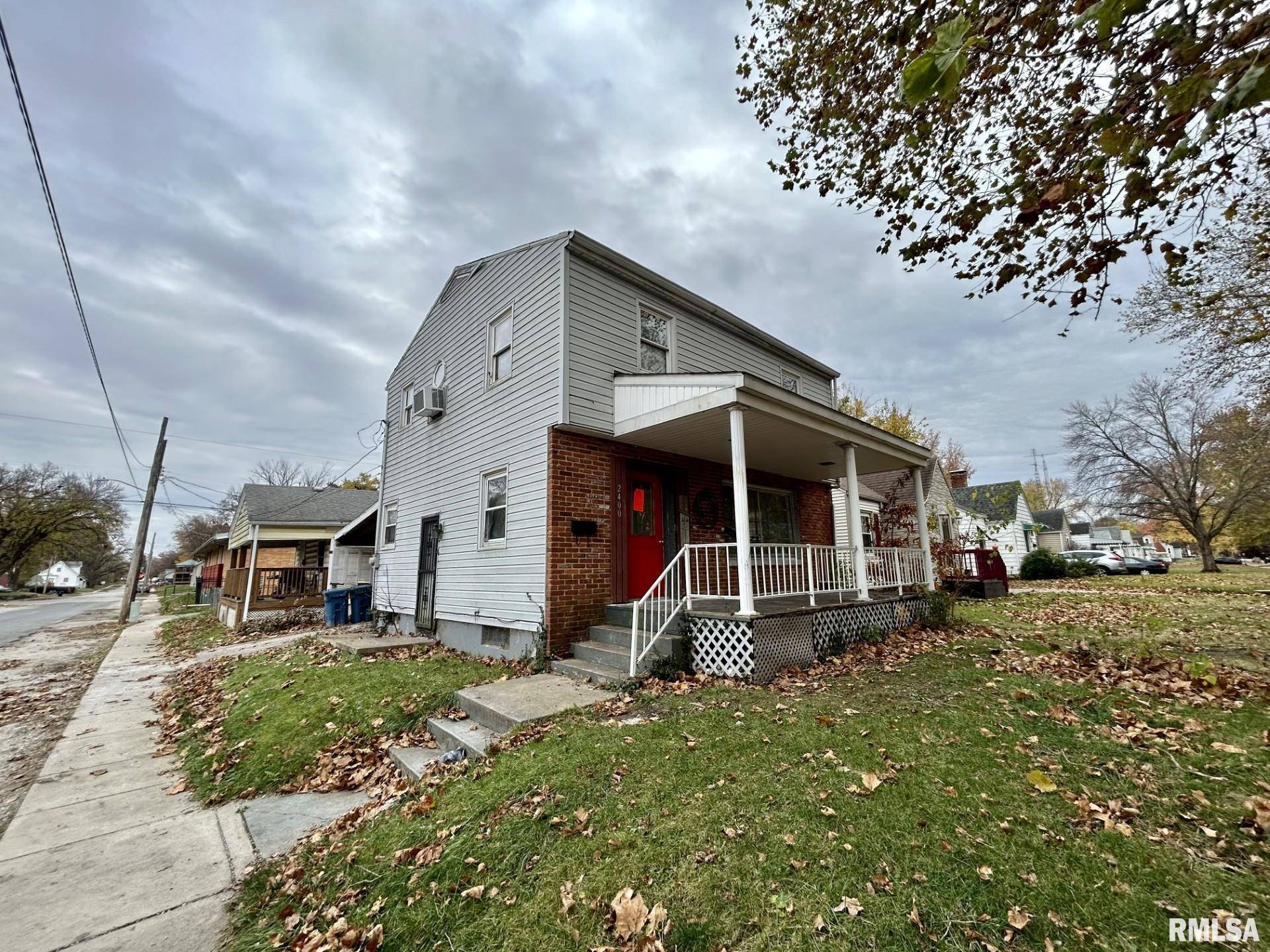 Springfield, IL 62703,2400 S 8TH ST