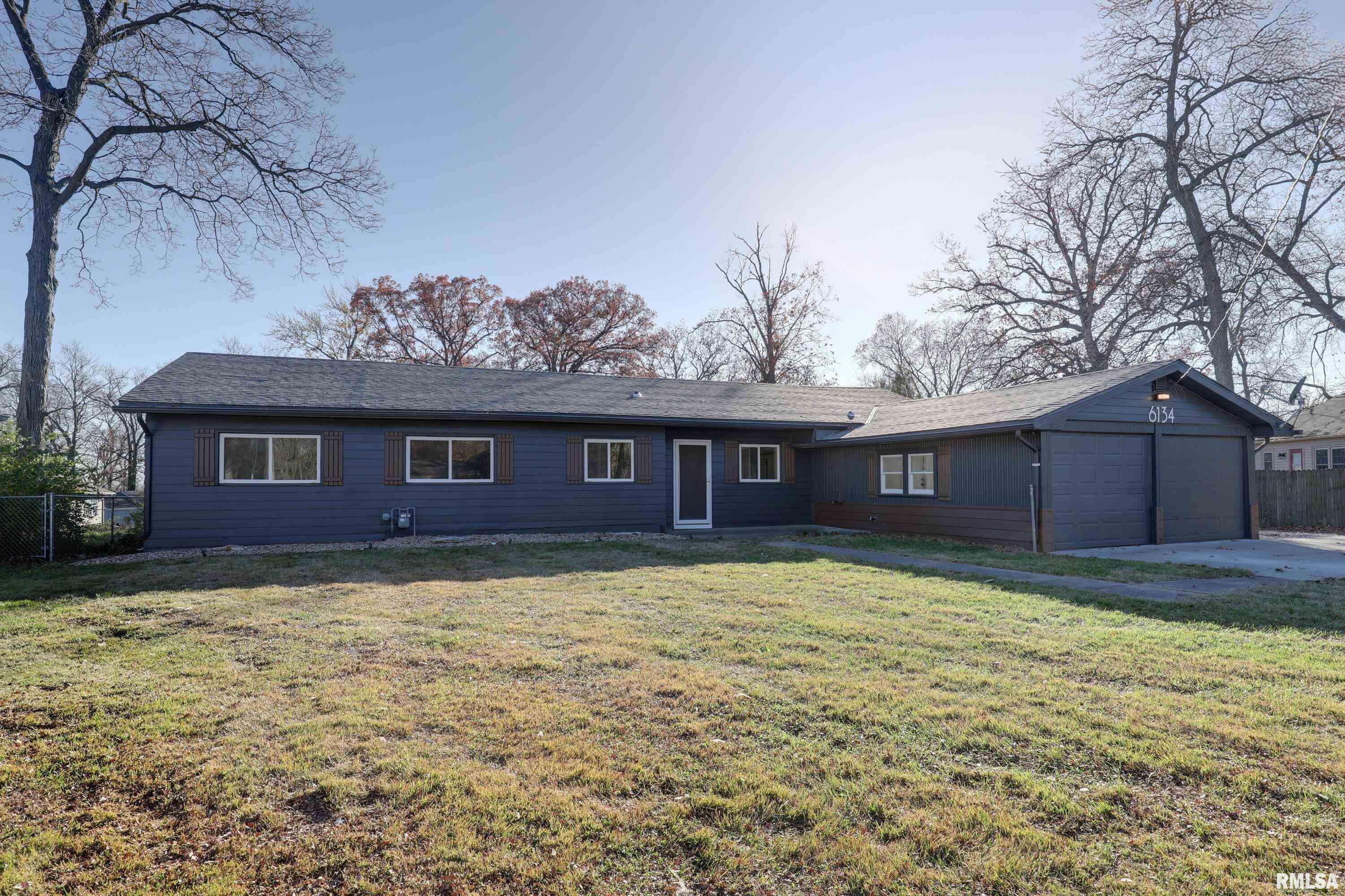 Quincy, IL 62305,6134 N HICKORY GROVE DR