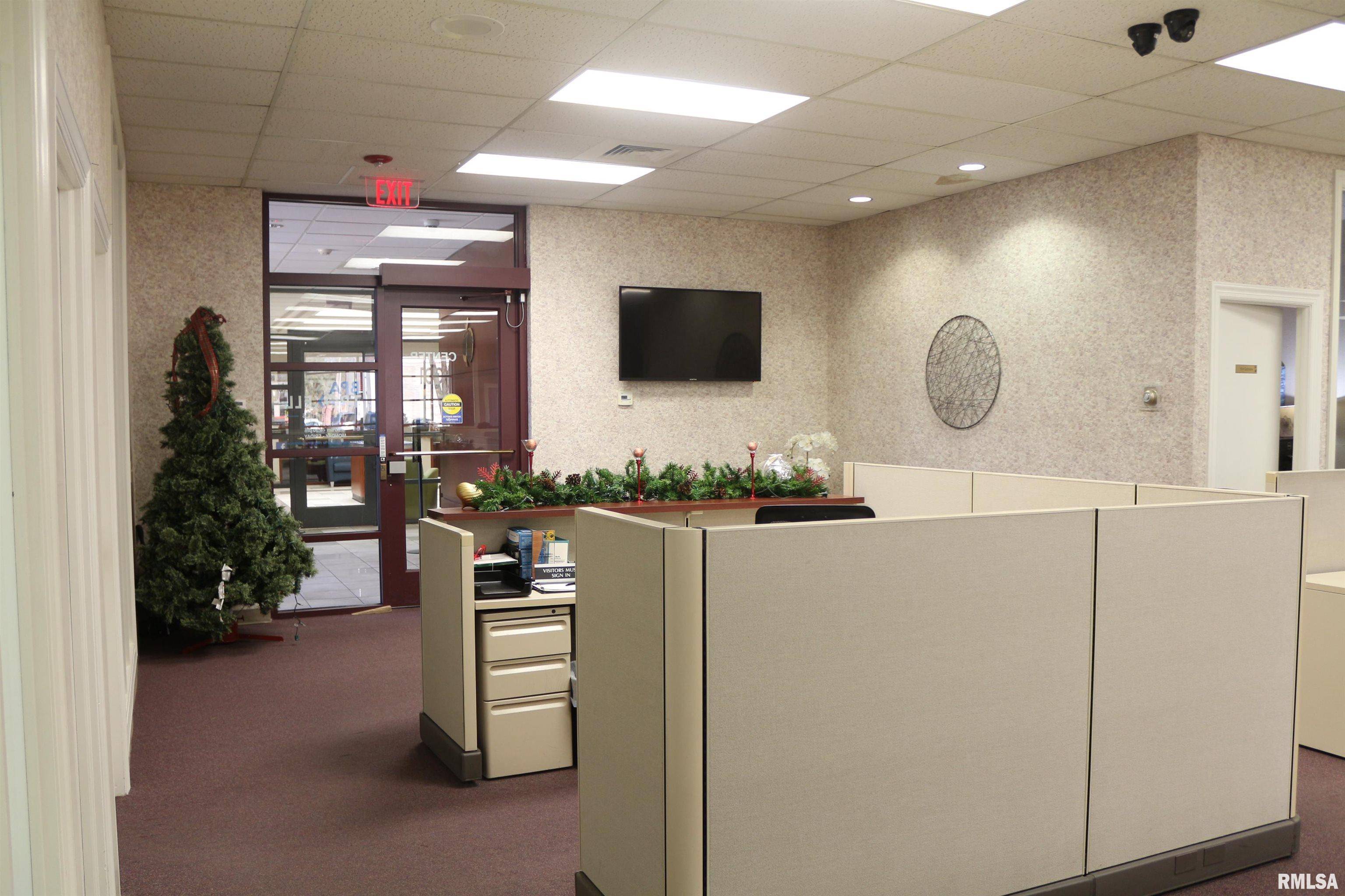 Springfield, IL 62704,300 W South Grand AVE #B
