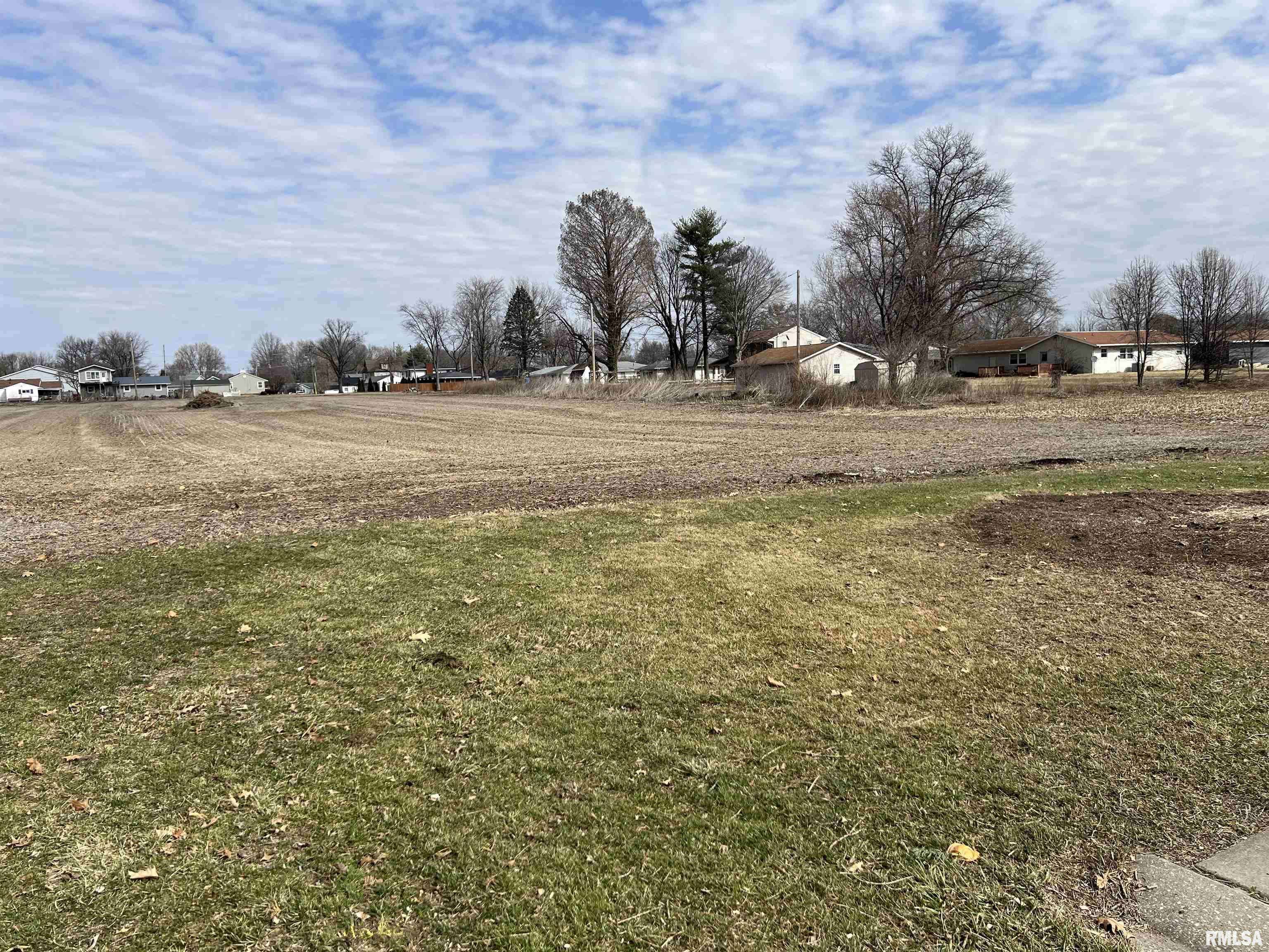 South Jacksonville, IL 62650,None None